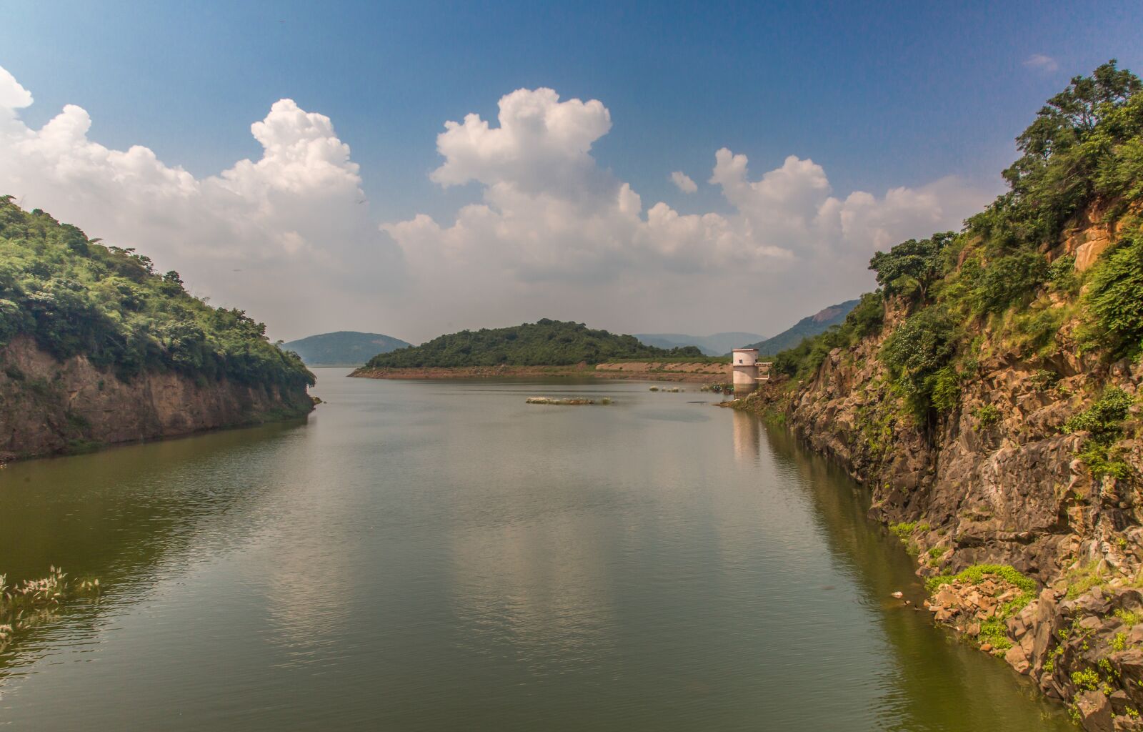 Canon EF 24-105mm F4L IS USM sample photo. India, greenary, water photography