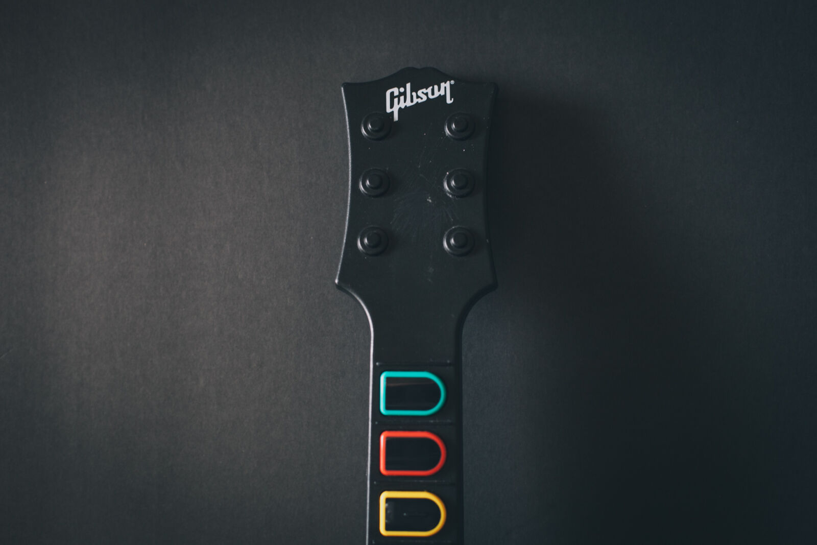 Canon EOS 5D Mark II sample photo. Game, guitar, guitar, hero photography