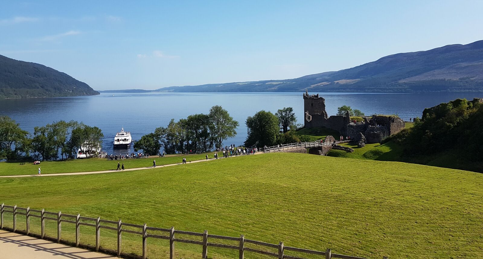 Samsung Galaxy S7 sample photo. Scotland, loch ness, castle photography