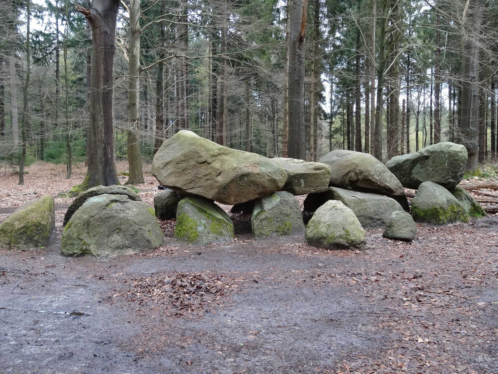 Sony Cyber-shot DSC-HX20V sample photo. Dolmen, dolmens, ancient times photography