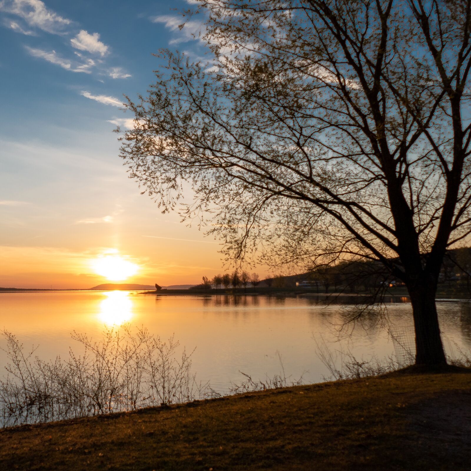 Panasonic Lumix DMC-FZ1000 sample photo. Sunrise, lake, landscape photography