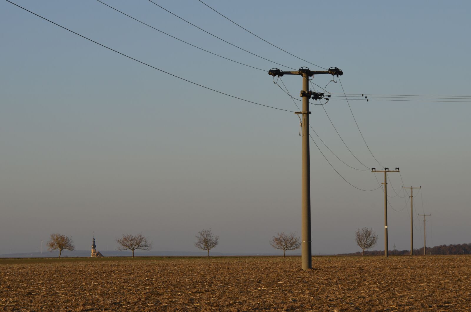 Nikon D5100 sample photo. Arable, field, landline photography