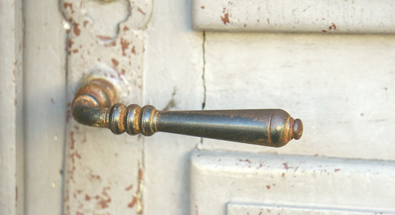 Sony a6000 sample photo. Handle, door handle, door photography