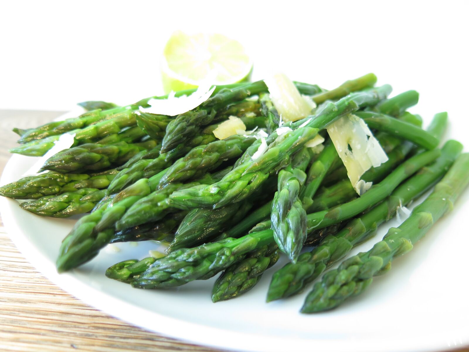 Canon PowerShot G16 sample photo. Asparagus, eat, green photography