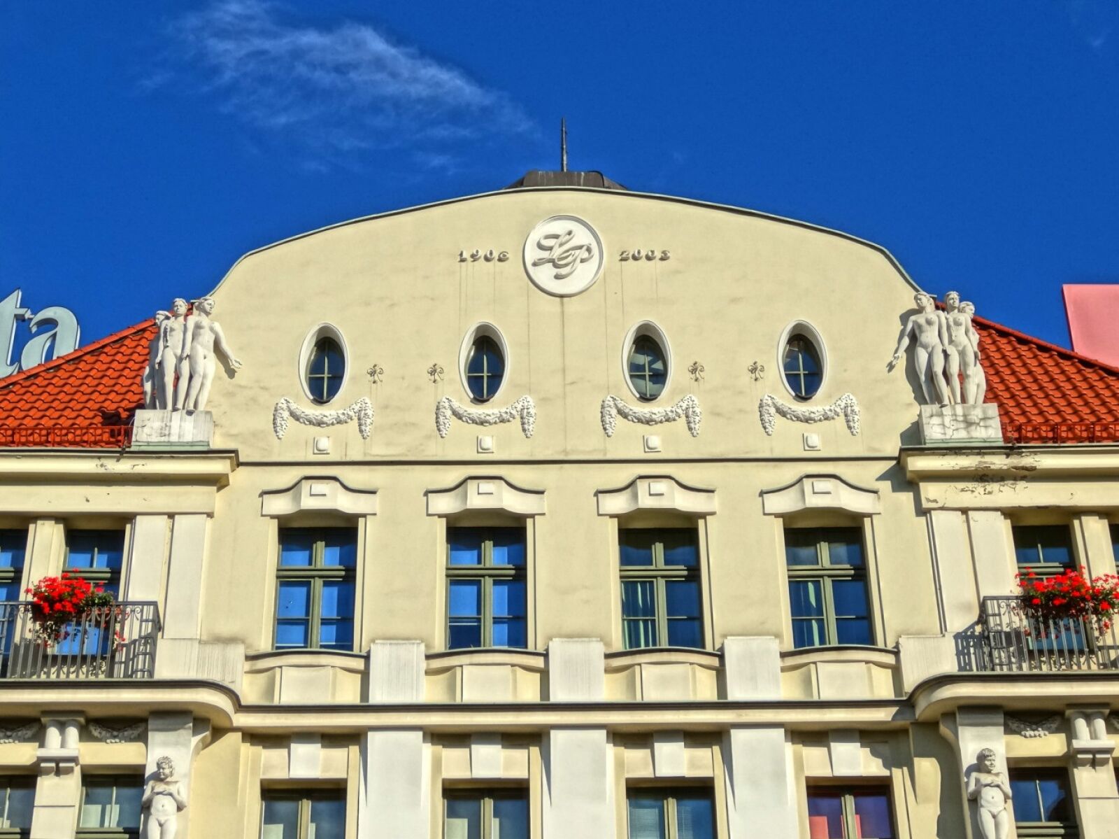 Sony Cyber-shot DSC-HX20V sample photo. Bydgoszcz, poland, facade photography