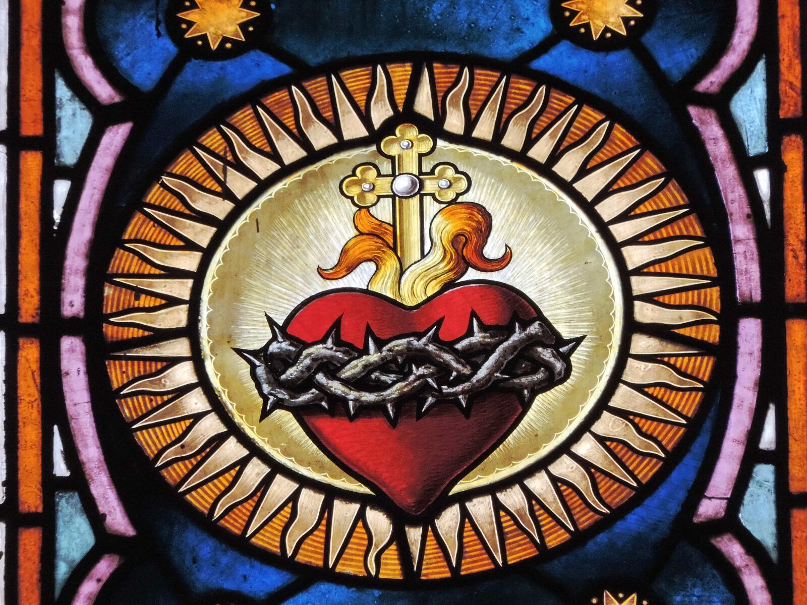 Nikon Coolpix P520 sample photo. Cross, heart, stained glass photography
