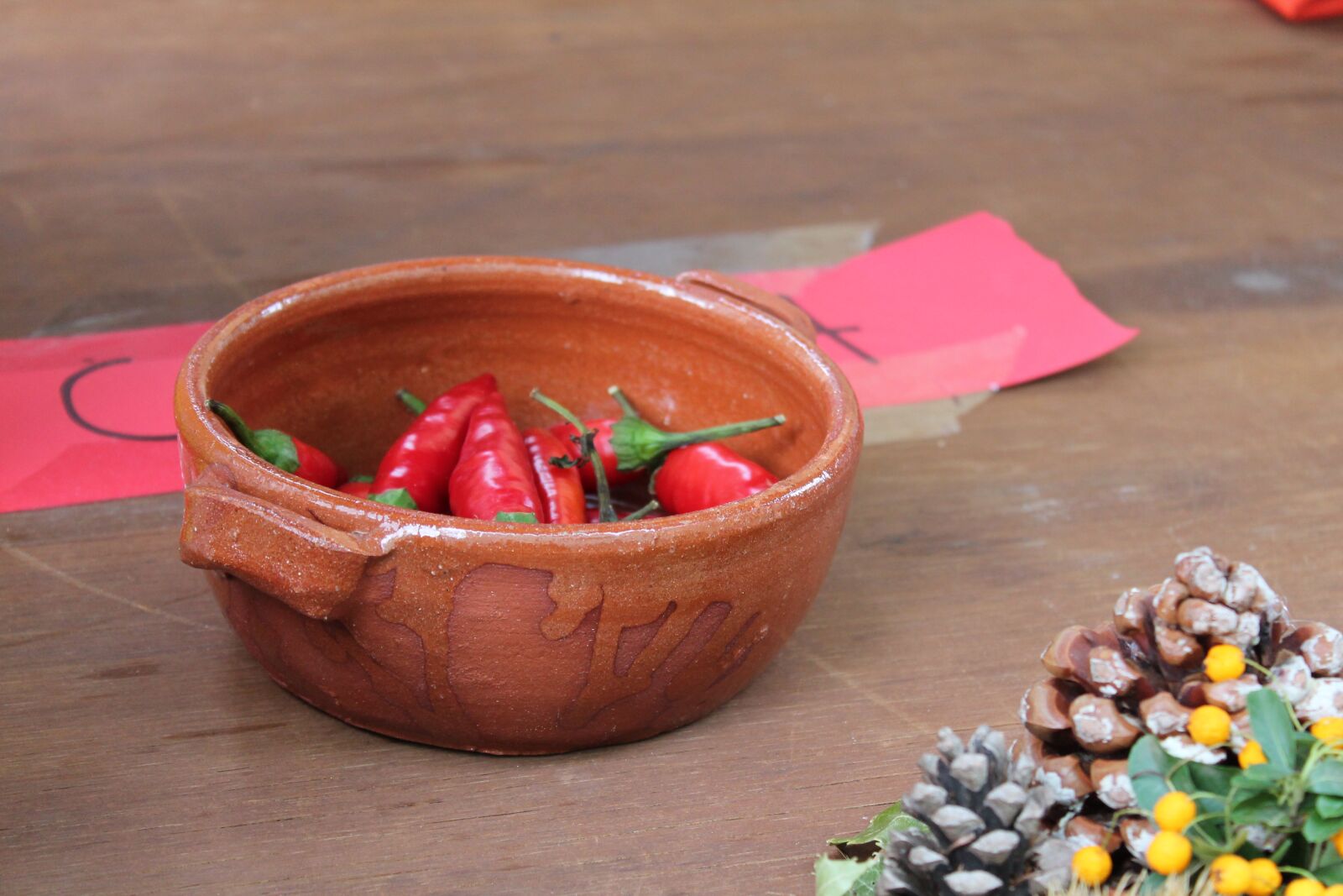 Canon EOS 1100D (EOS Rebel T3 / EOS Kiss X50) sample photo. Chili pepper, bowl, autumn photography