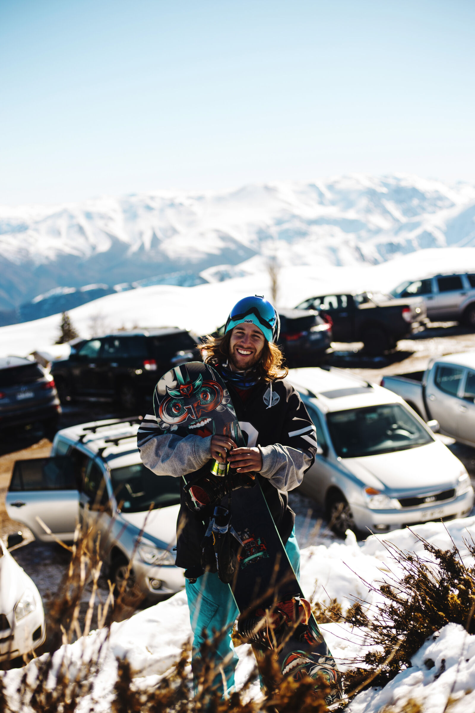 Canon EOS 6D sample photo. Happy, guy, with, snowboard photography