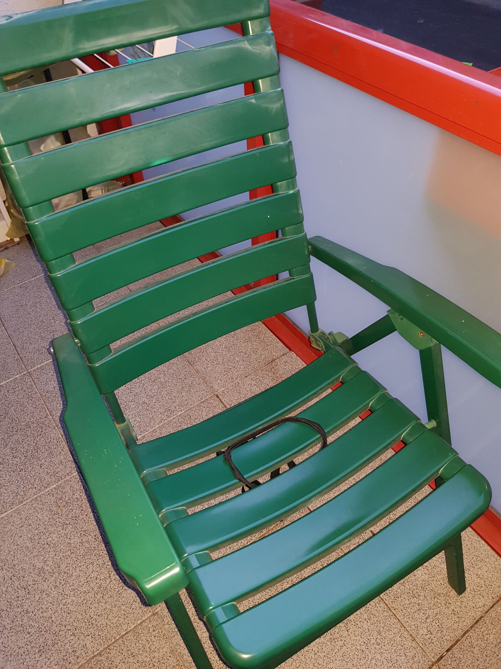 Samsung Galaxy S8 sample photo. Balcony, chair, at home photography
