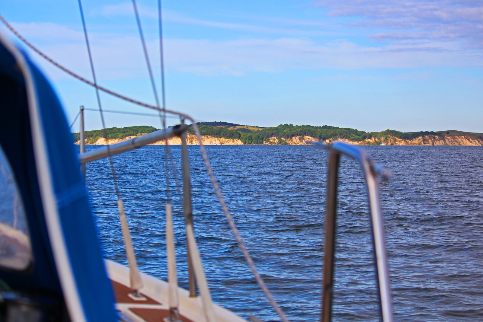 Canon EOS 700D (EOS Rebel T5i / EOS Kiss X7i) sample photo. Sail, r gen island photography