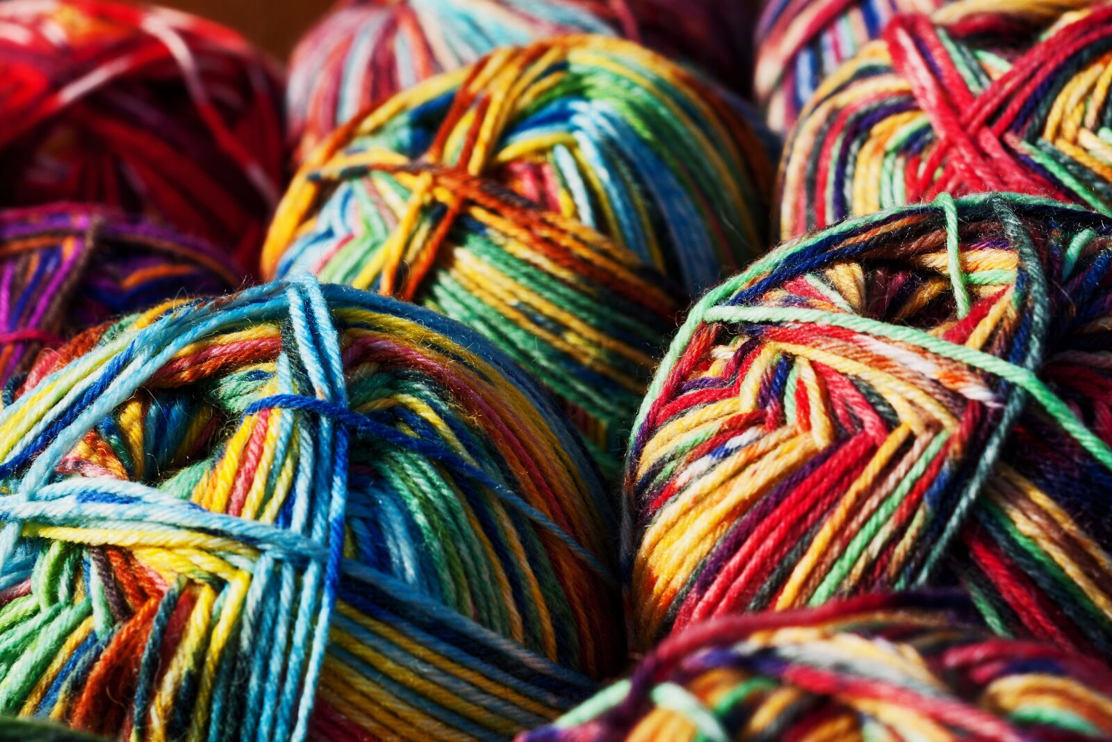 Nikon D90 sample photo. Wool, knauel, bale photography