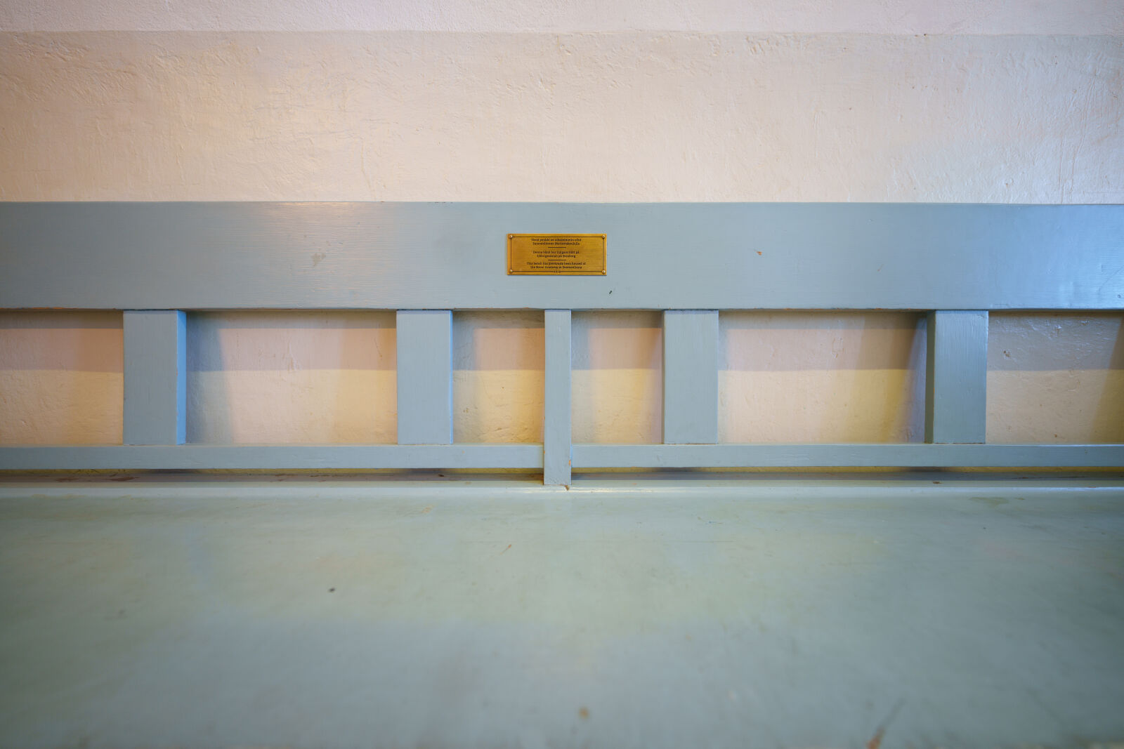 Sigma 14mm F1.4 DG DN sample photo. Old bench photography