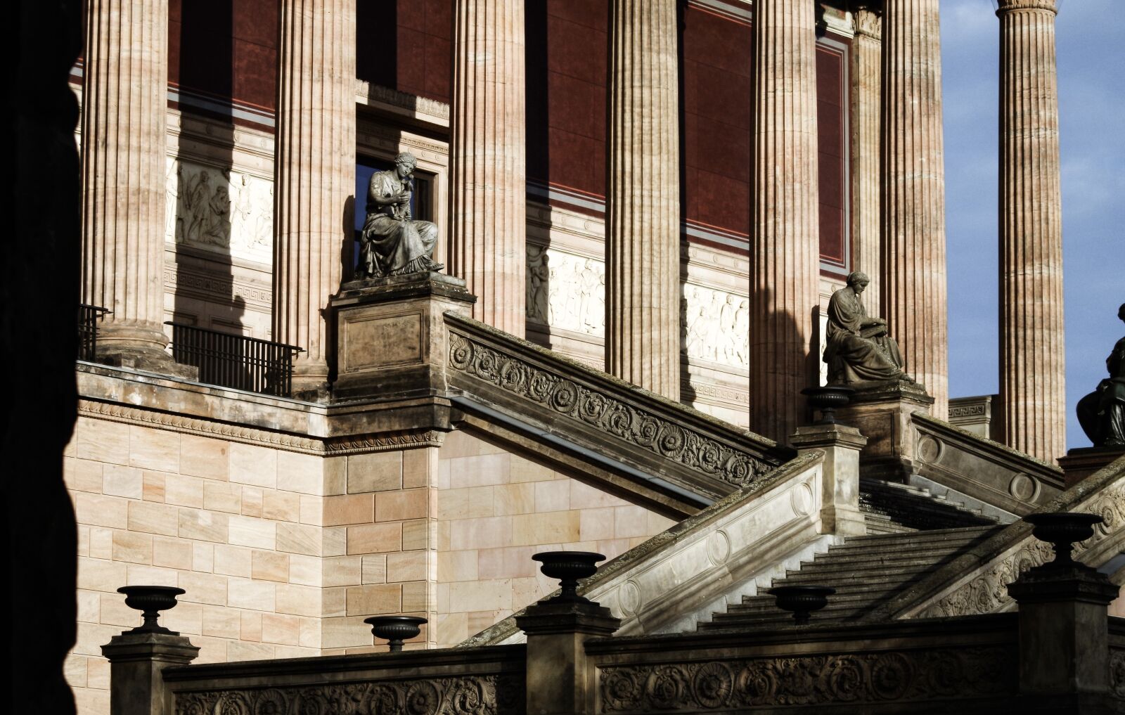 Pentax K-30 sample photo. Museum, antiquity, columnar photography