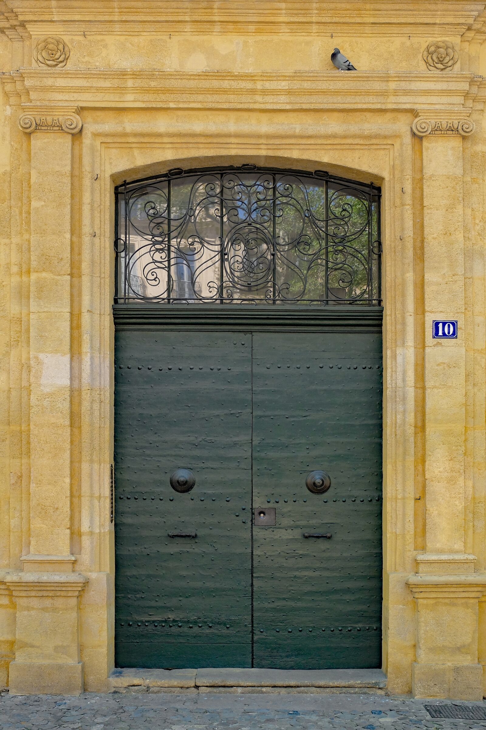 Fujifilm X30 sample photo. Door, wood, entrance photography