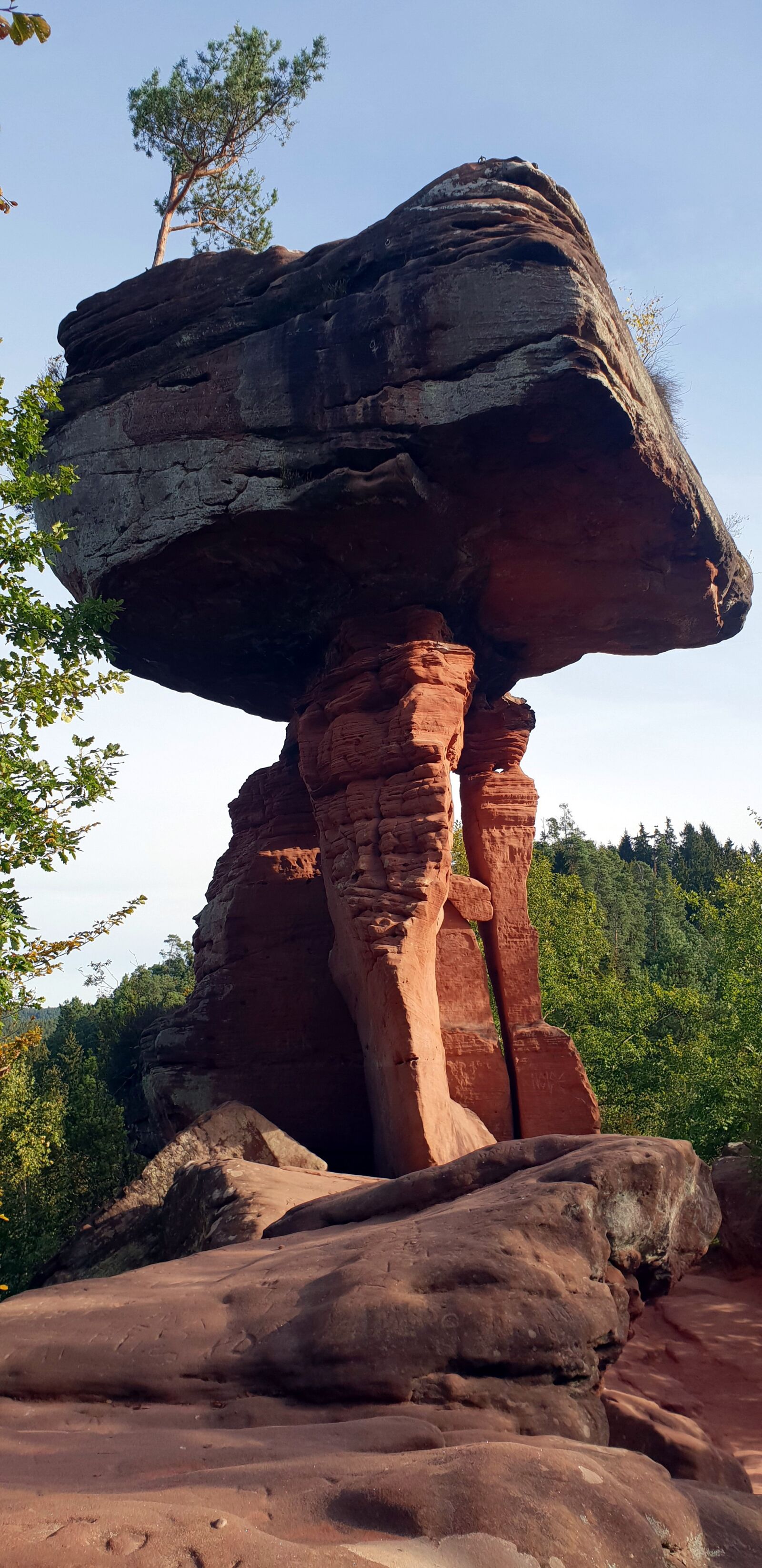 Samsung Galaxy S9 sample photo. Devil's table, rock, nature photography