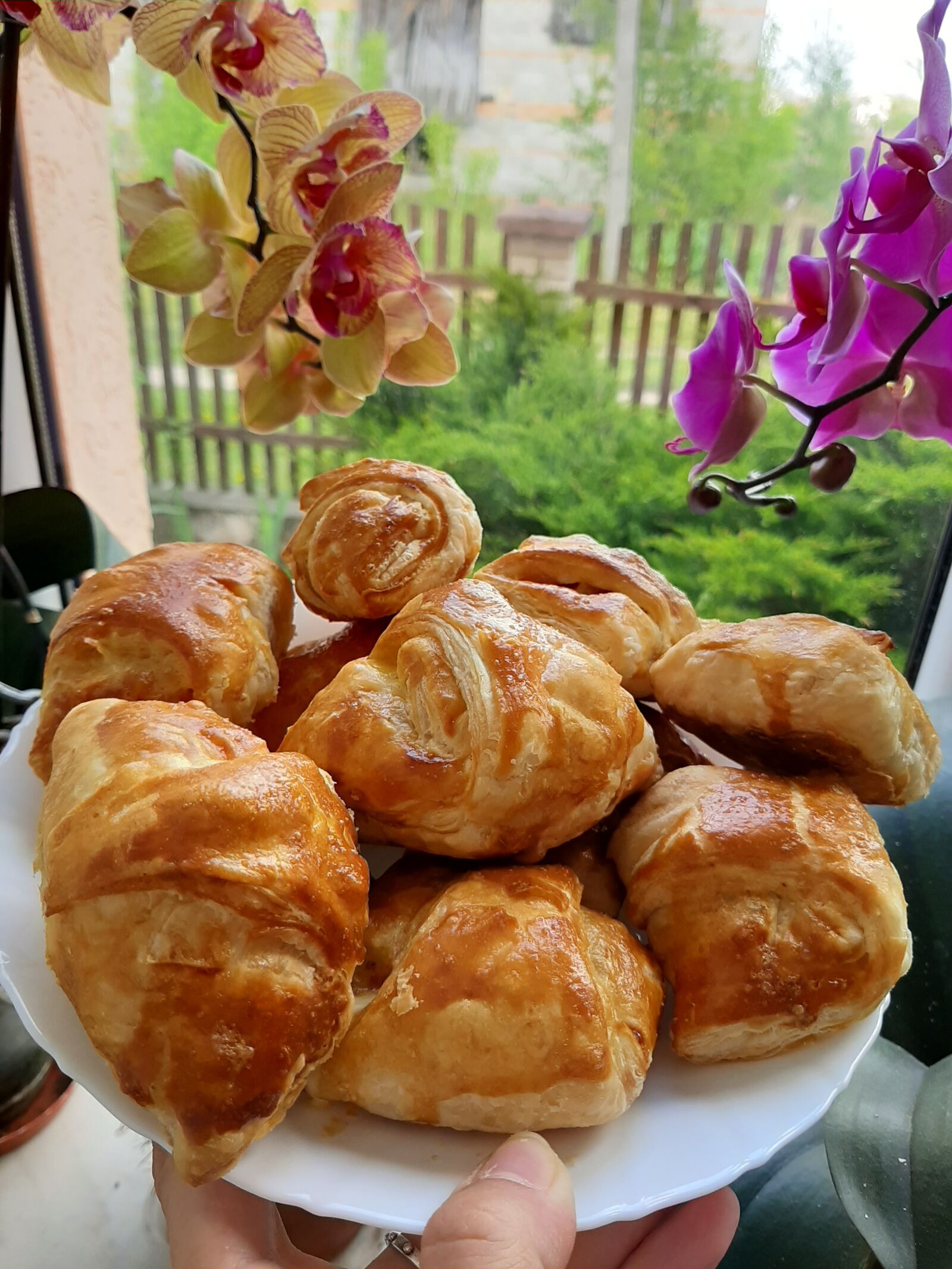 Samsung Galaxy A50 sample photo. Bread, baking, buns photography