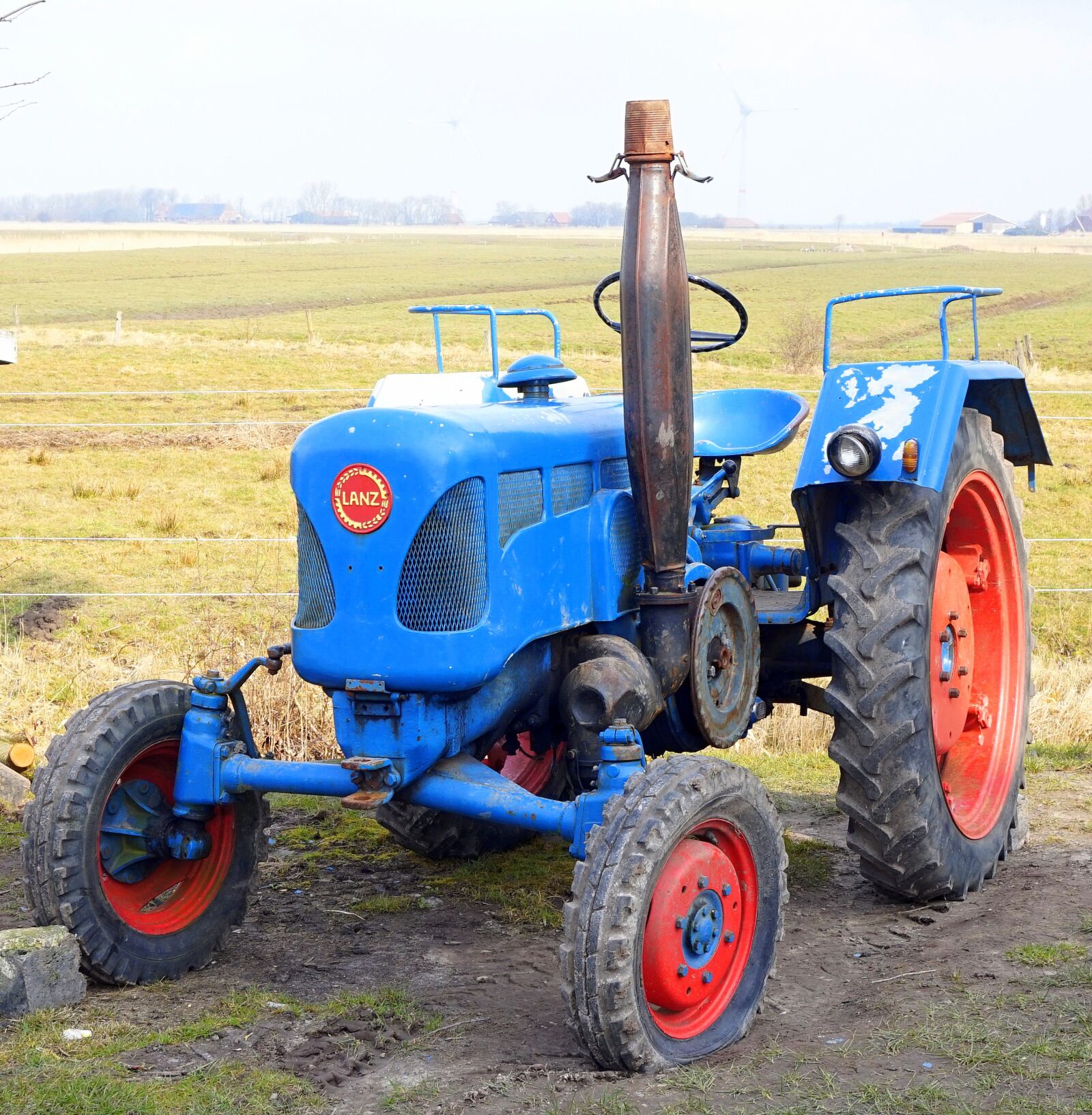Sony Alpha a5000 (ILCE 5000) sample photo. Vehicle, tractor, machine photography