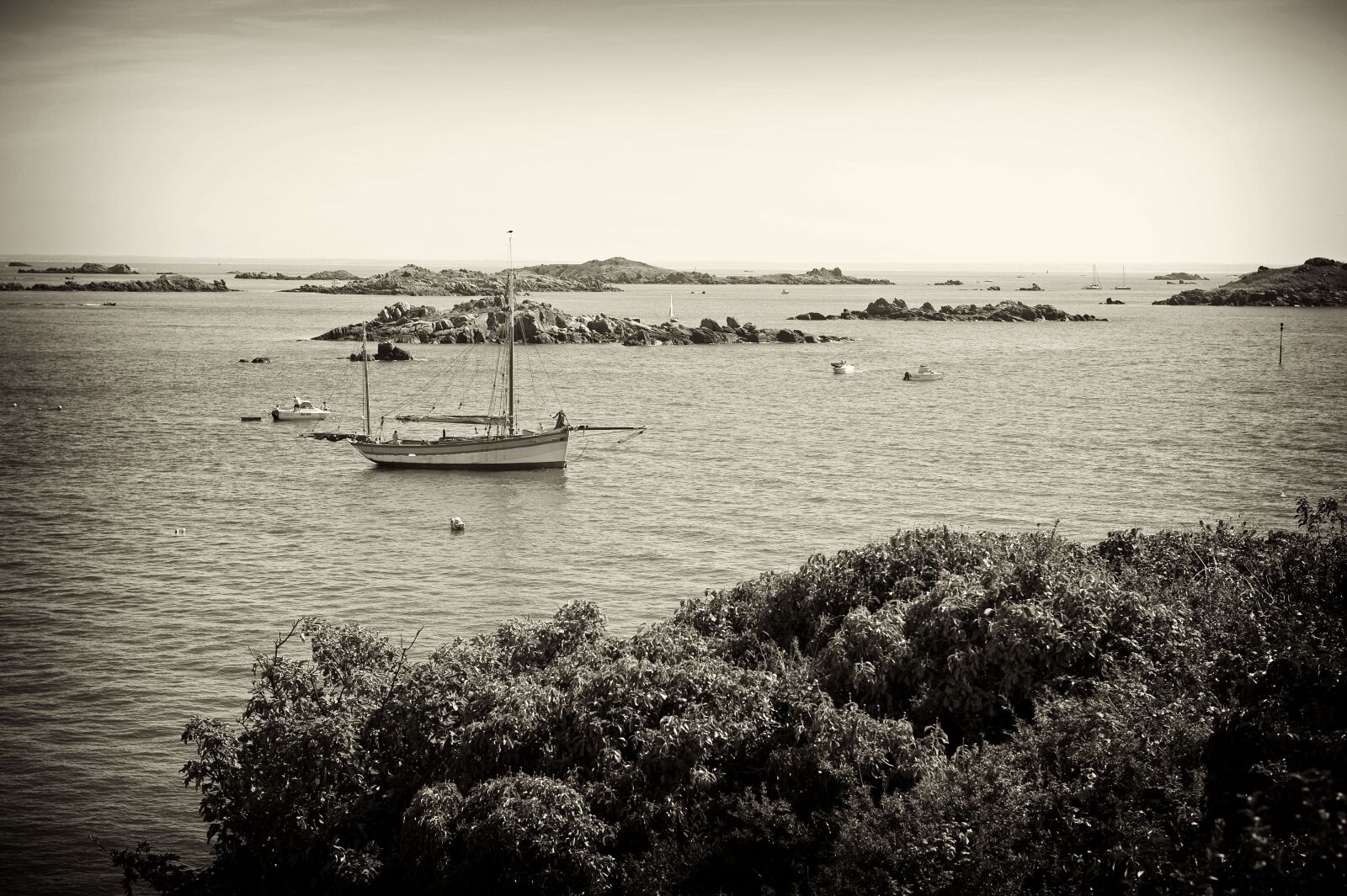 Nikon D700 sample photo. Body of water, boat photography
