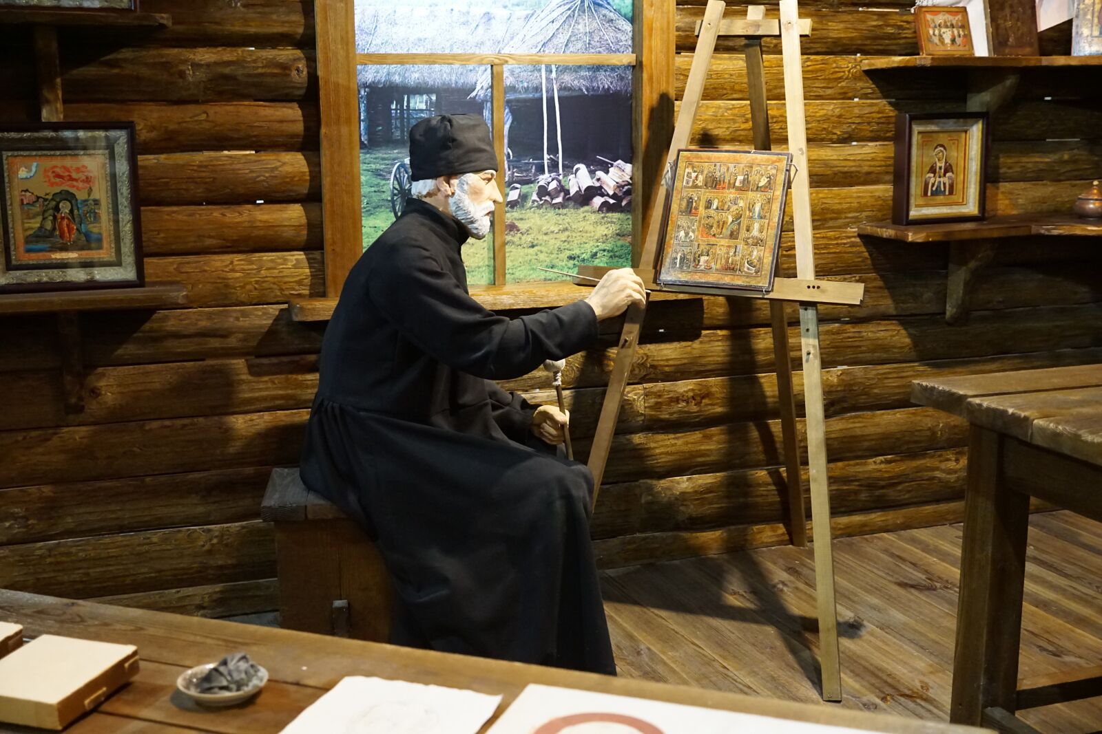 Sony ILCA-77M2 + Sony DT 16-50mm F2.8 SSM sample photo. Man, museum, exhibit photography