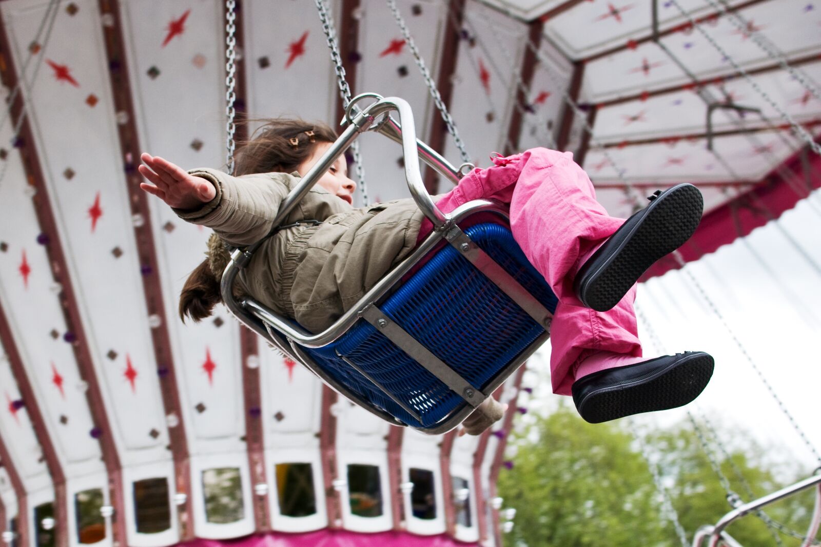 Nikon D90 sample photo. Carousel, folk festival, hustle photography