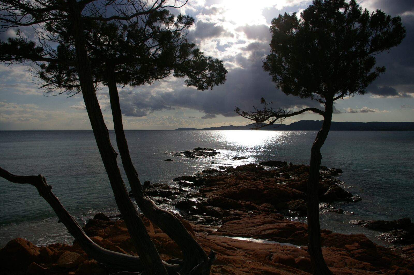 Pentax K100D sample photo. Corsican, sea, side photography
