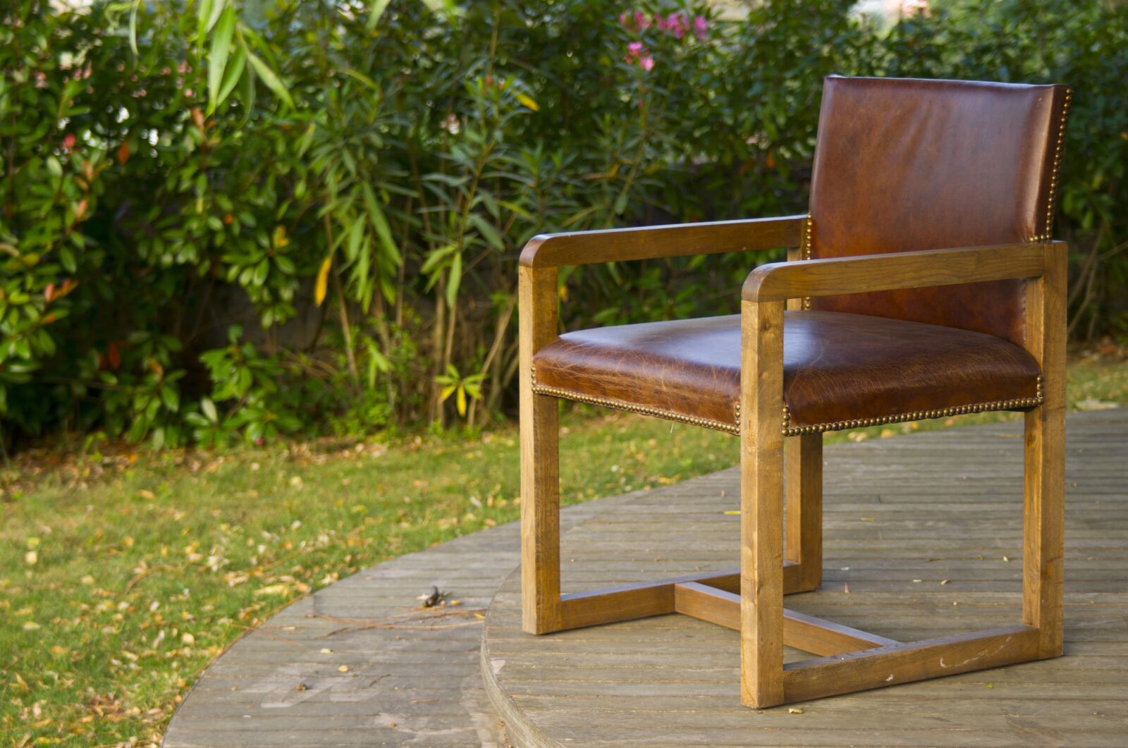 Sony Alpha DSLR-A850 sample photo. Furniture, design, architecture photography