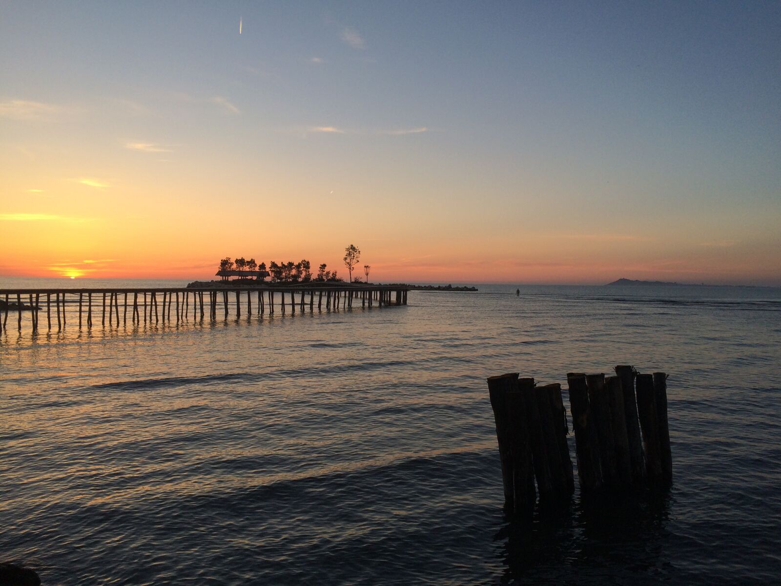 iPhone 5s back camera 4.15mm f/2.2 sample photo. Sunset, croatia, sea photography