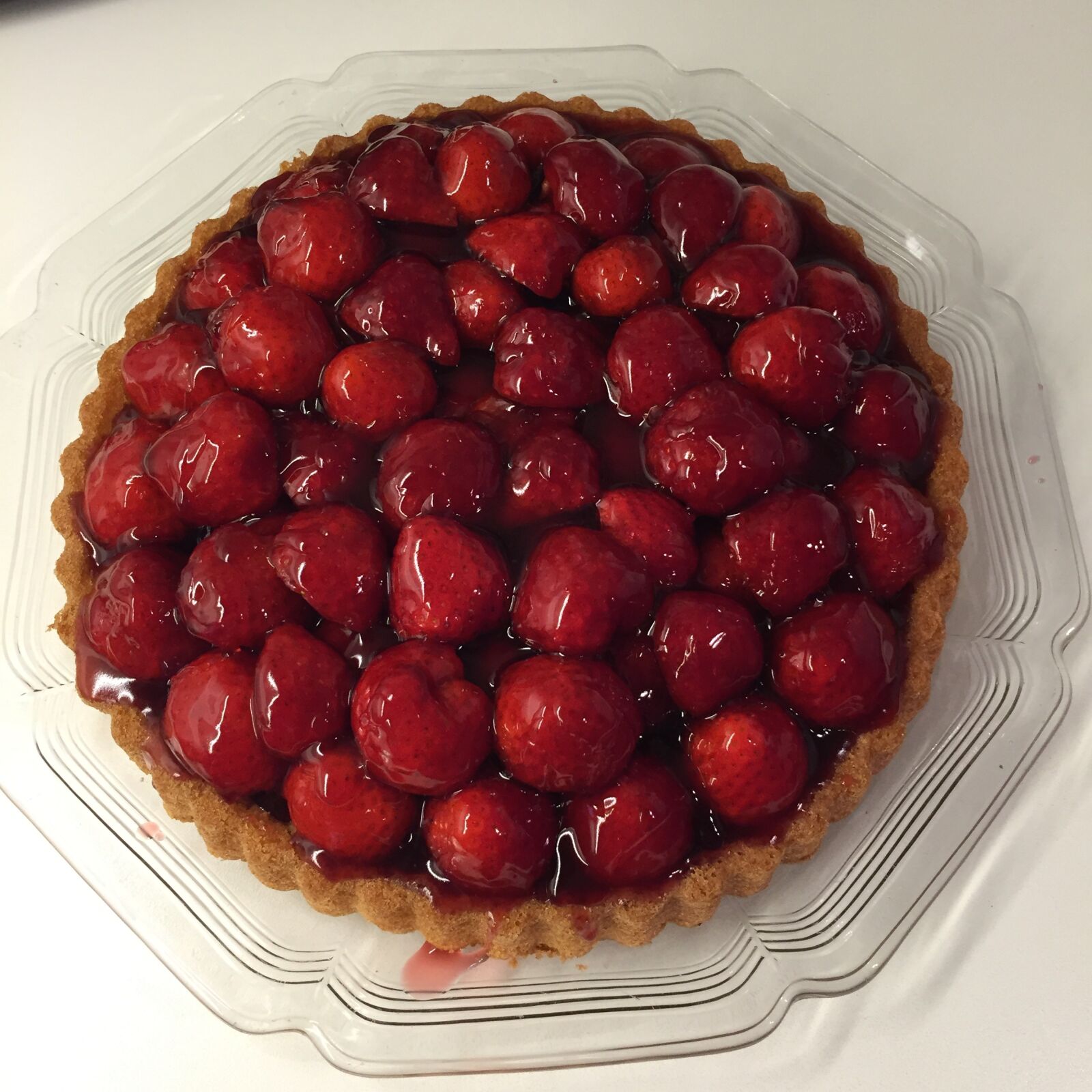 Apple iPhone 6 sample photo. Strawberries, cake, pastries photography