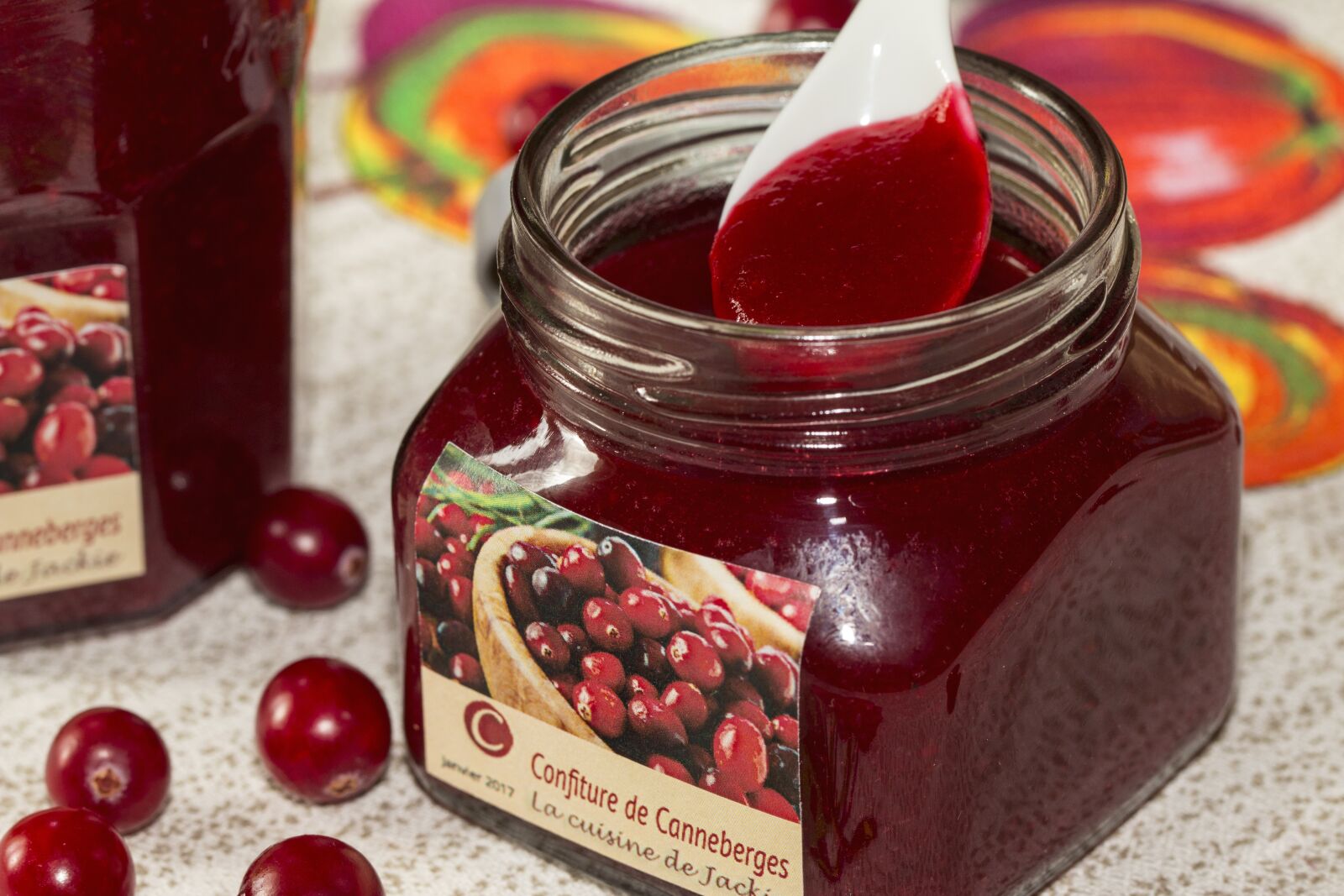 Canon EF 100mm F2.8L Macro IS USM sample photo. Jam, caneberge, culinary photography
