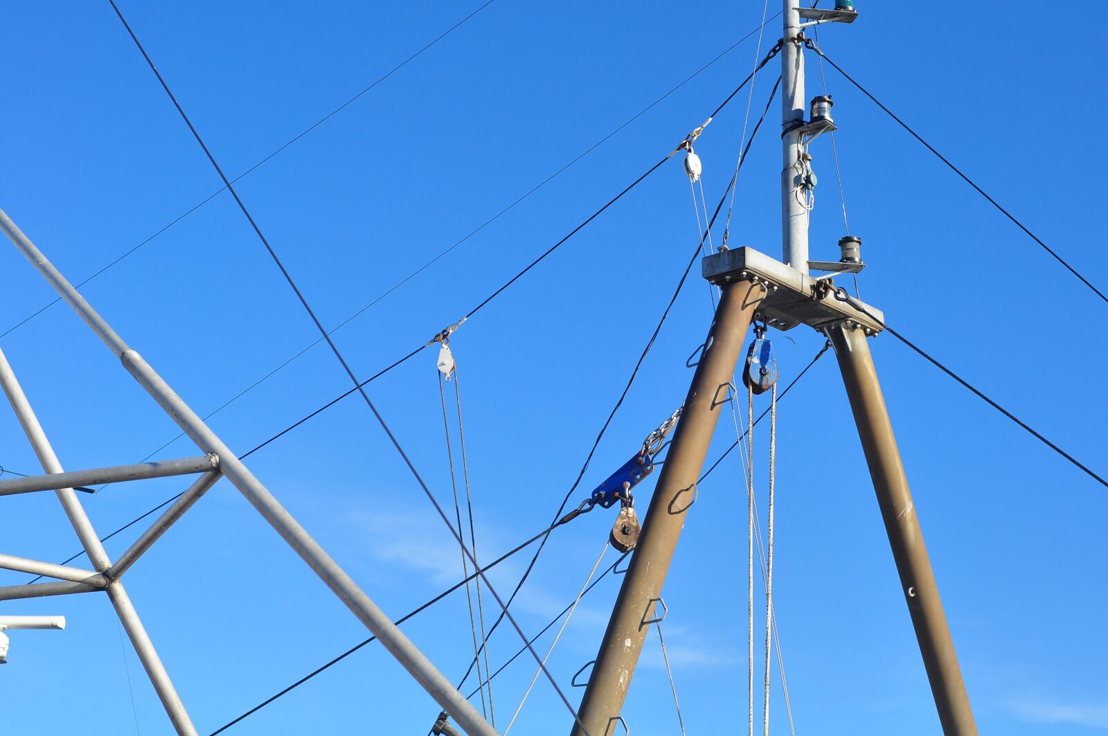 Nikon D90 sample photo. Ship, sea, port photography