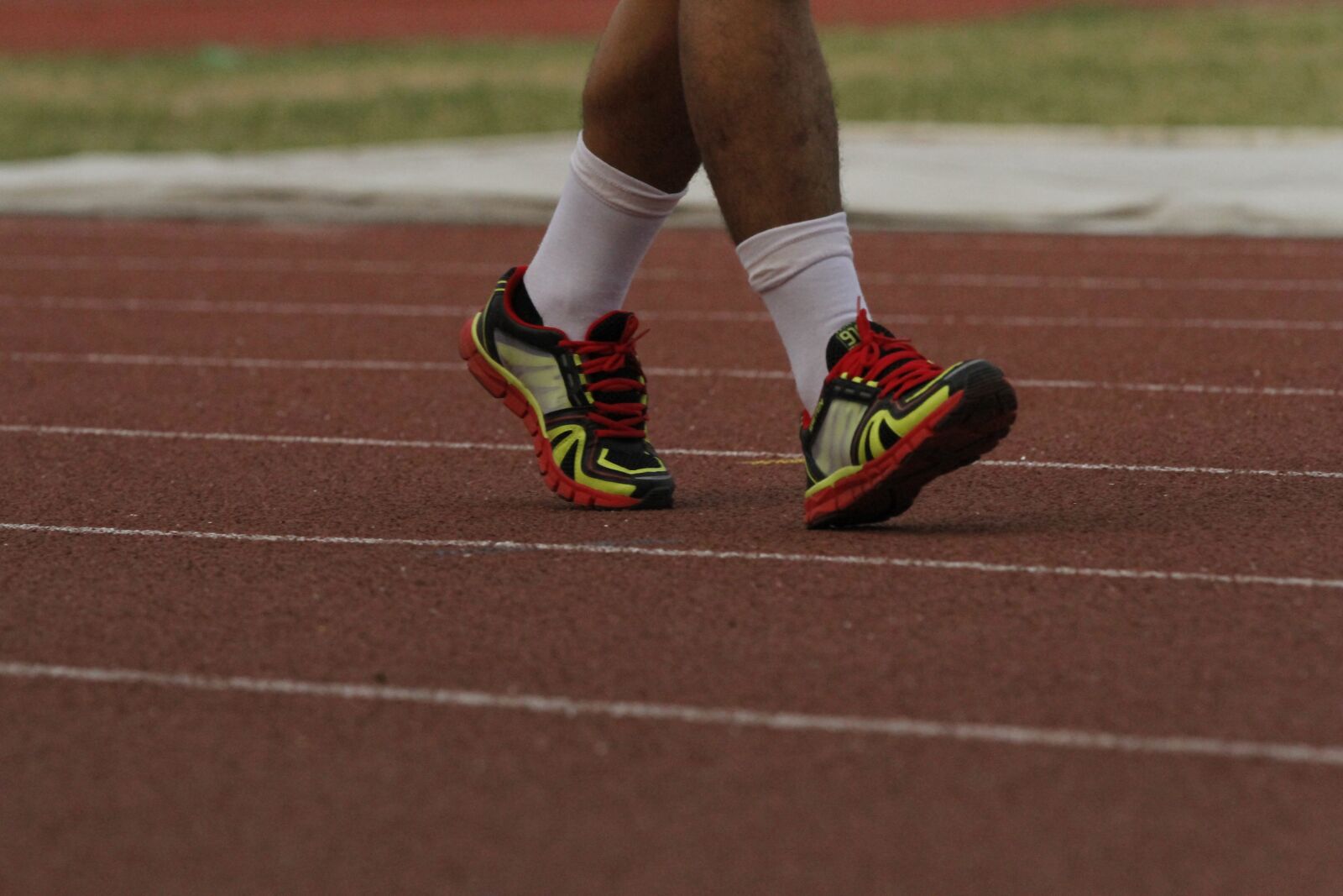 Canon EOS 7D sample photo. Running, walking, sport photography