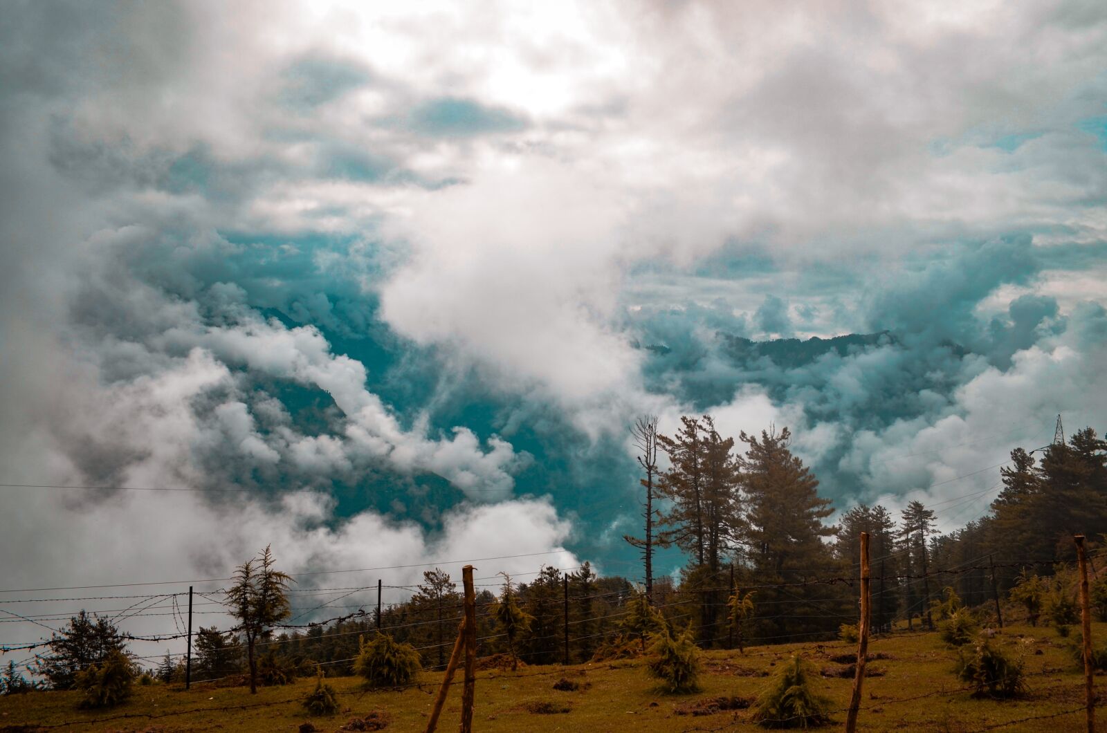 Nikon D5100 sample photo. Cloud, mountain, landscape photography