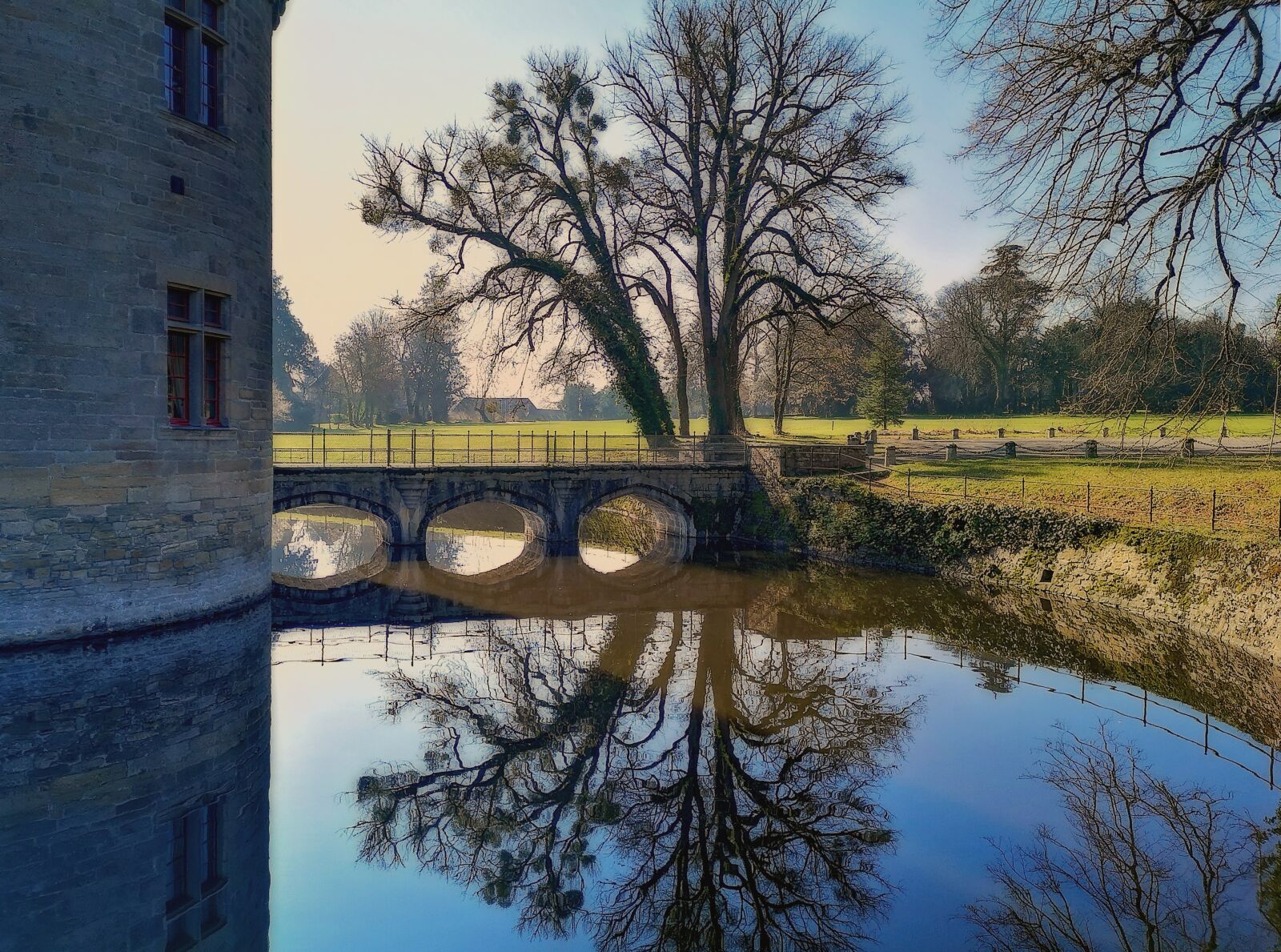 HUAWEI CLT-L29 sample photo. Castle, the bretesche, france photography