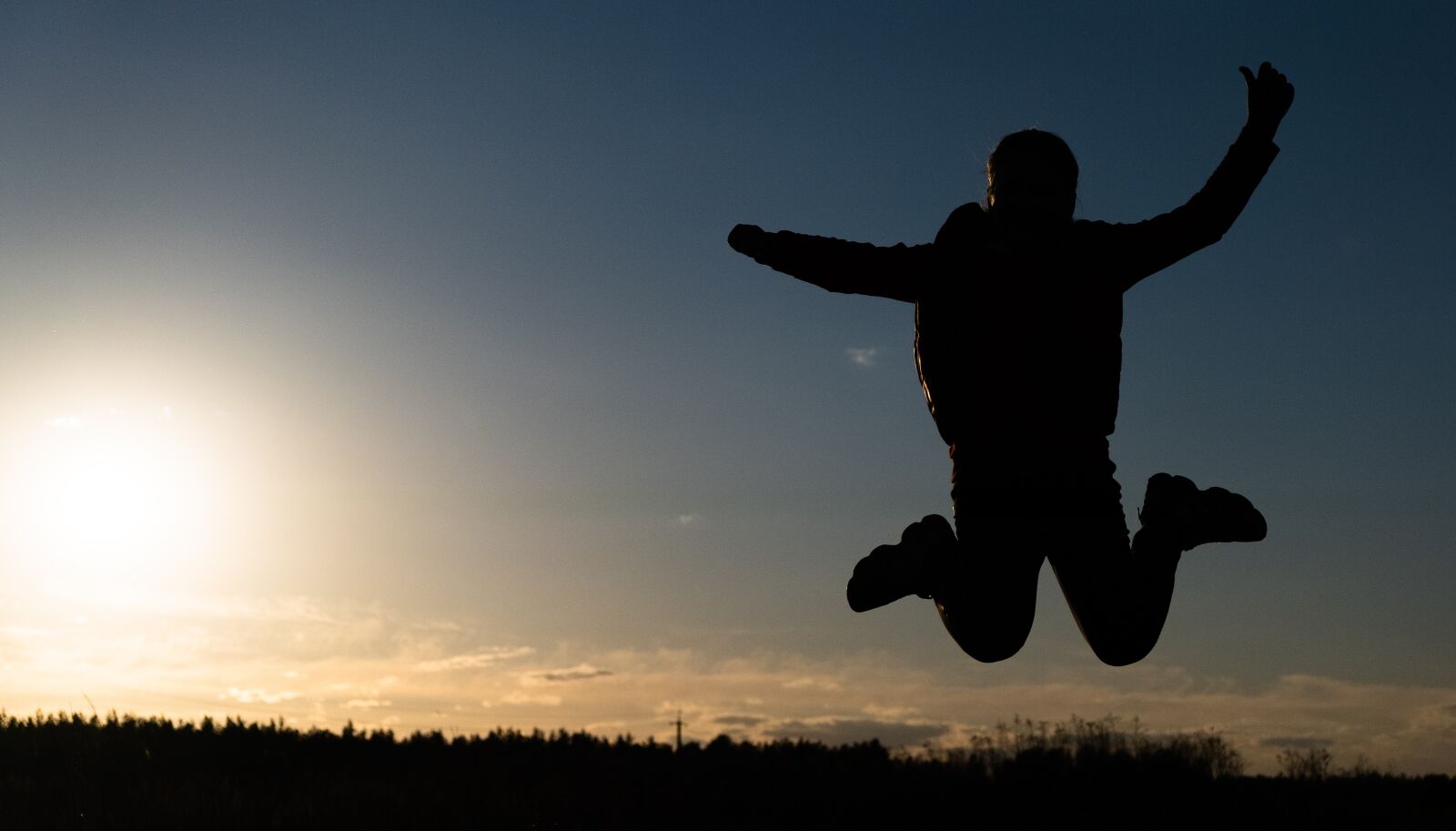 Fujifilm X-T3 sample photo. Baby, sunset, jumping photography