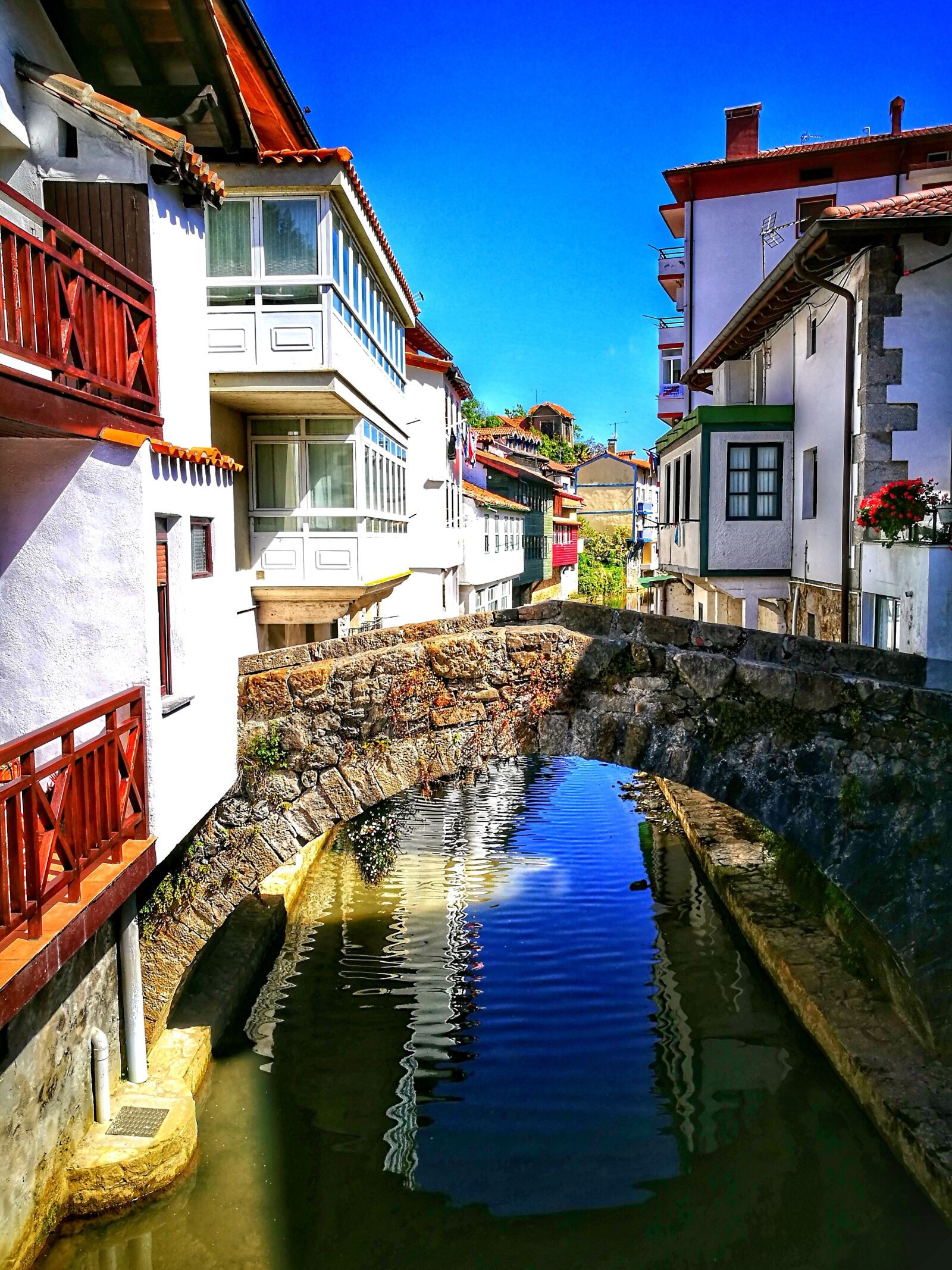 HUAWEI P9 sample photo. Architecture, bridge, river photography