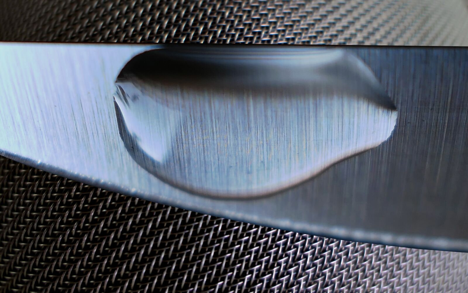 Panasonic Lumix DMC-LX10 (Lumix DMC-LX15) sample photo. Steel, stainless steel, shiny photography