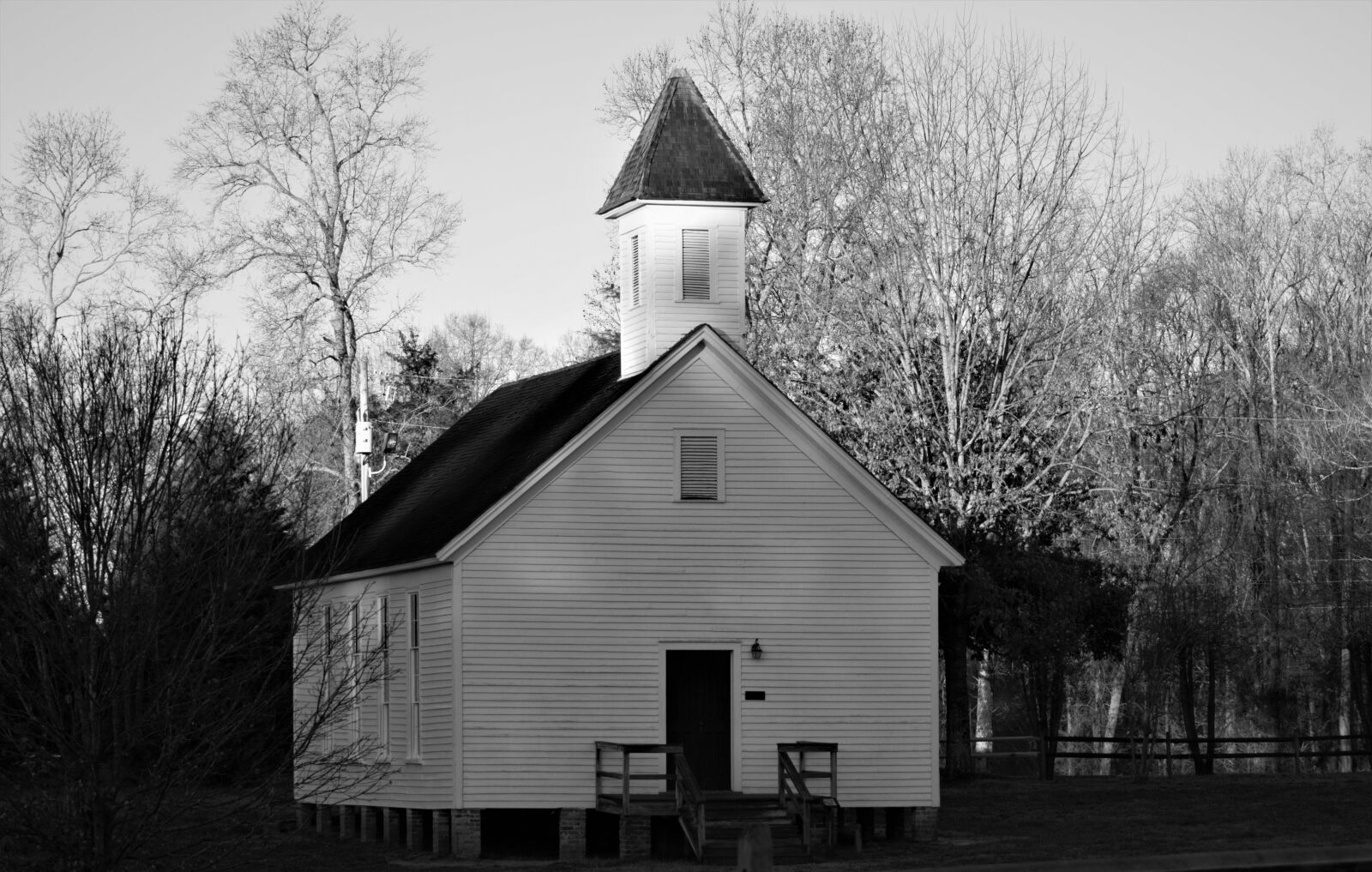 Canon EOS 550D (EOS Rebel T2i / EOS Kiss X4) sample photo. Old church, church, old photography