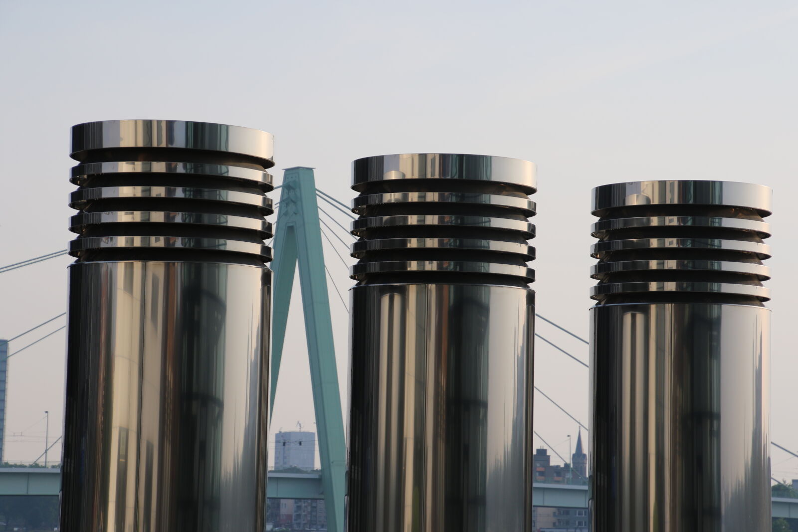 Canon EOS 7D Mark II sample photo. Boat, bridge, iron, pillars photography