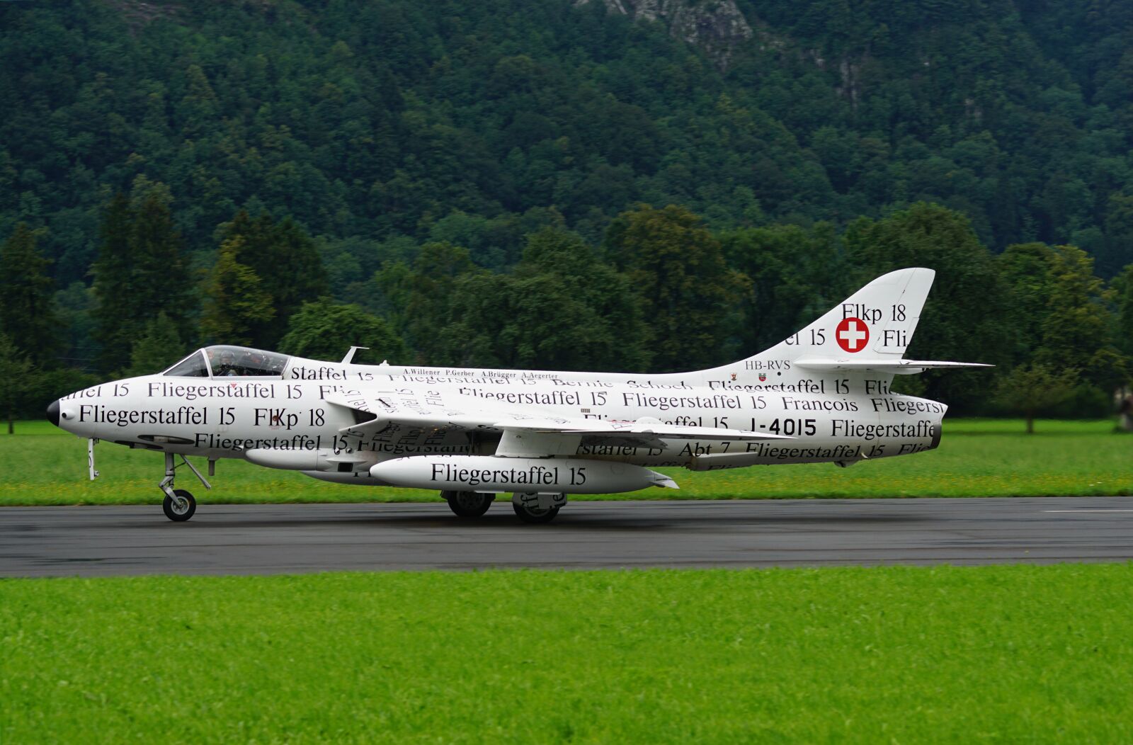 Sony ILCA-77M2 + Sony 70-400mm F4-5.6 G SSM sample photo. Aircraft, hunter, papyrus-hunter photography