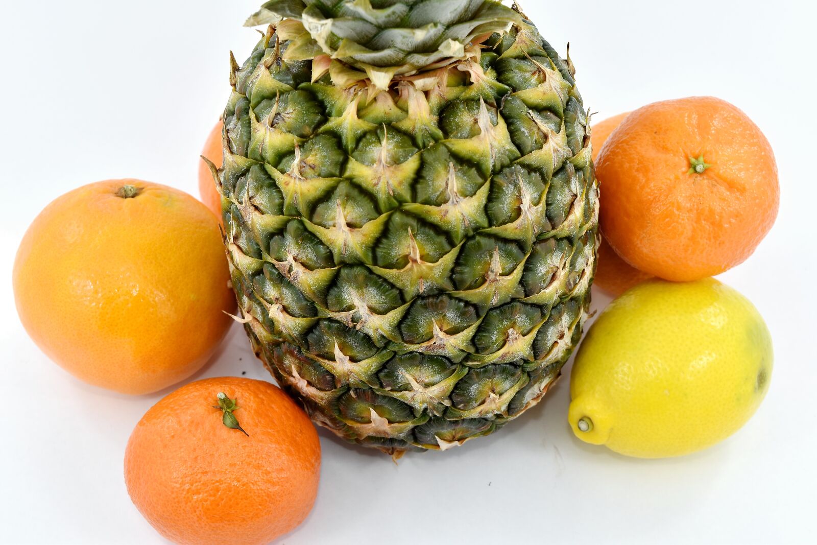 Nikon D5500 sample photo. Citrus, mandarin, orange peel photography