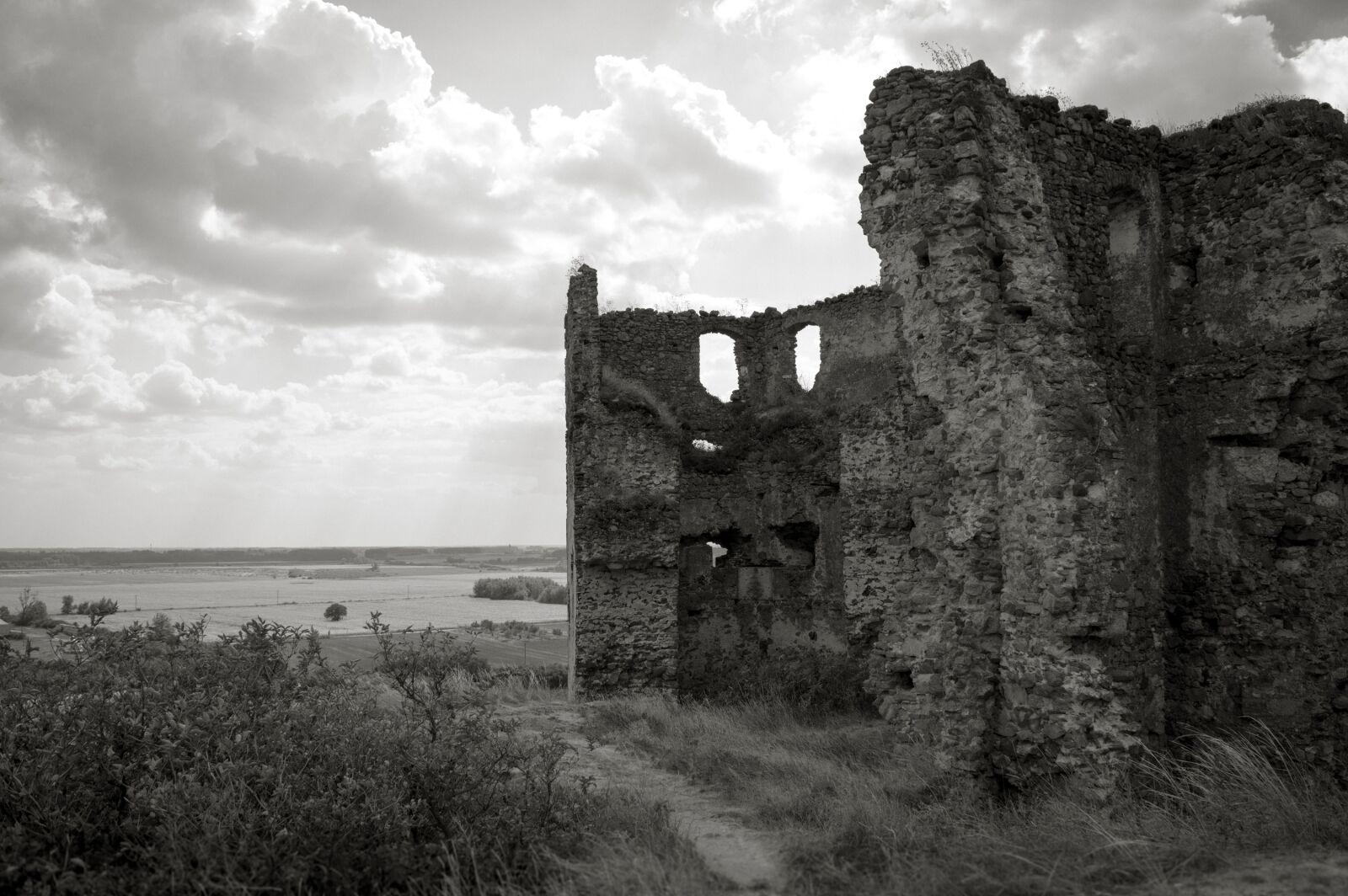 Nikon D3200 sample photo. Cloud, ruins, landscape photography