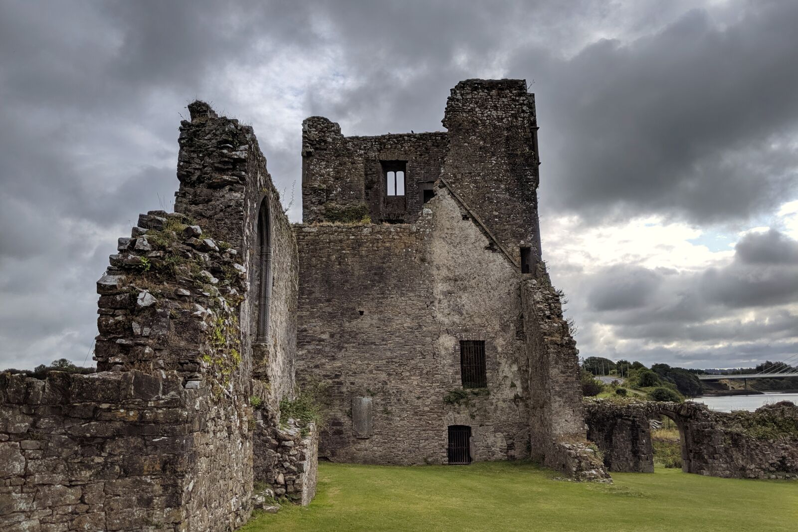 Google Pixel 3 sample photo. Ireland, waterford, architecture photography