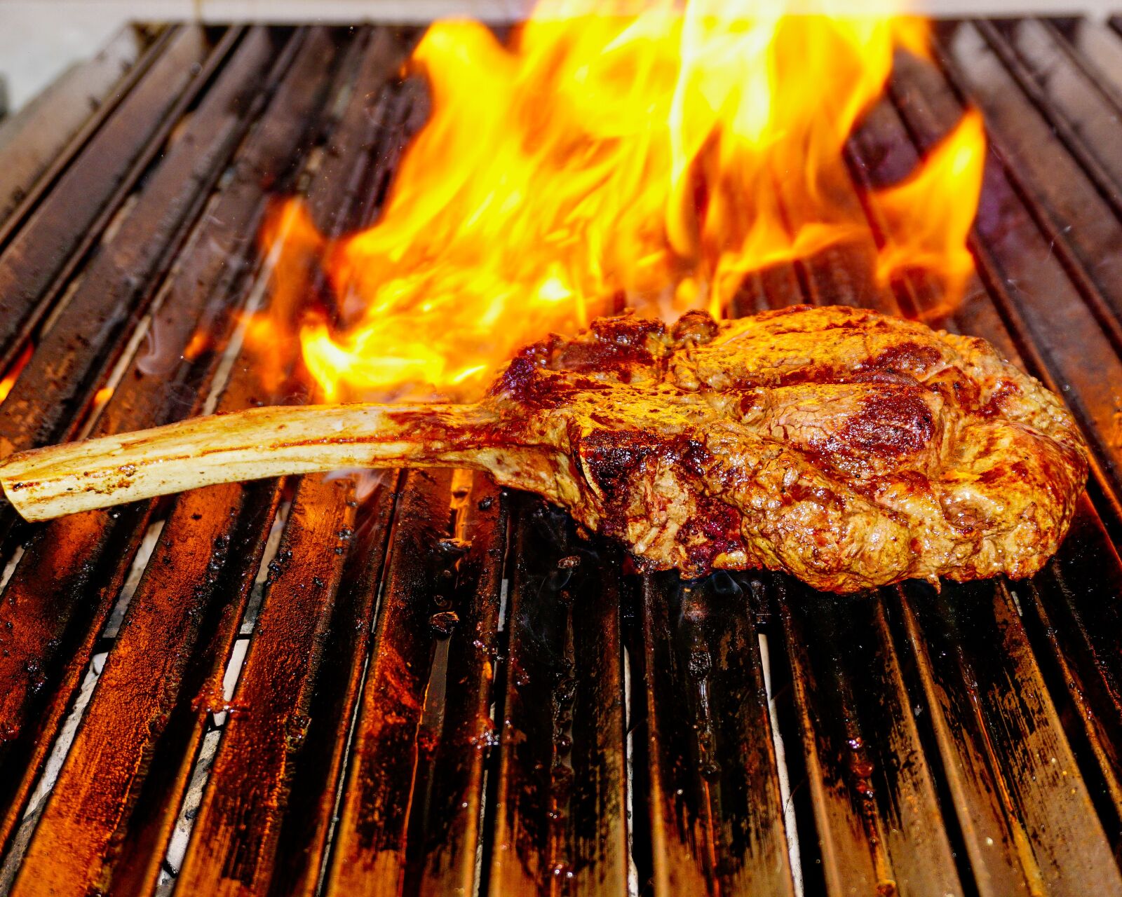 Sony a6000 sample photo. Roast, meat, grill photography