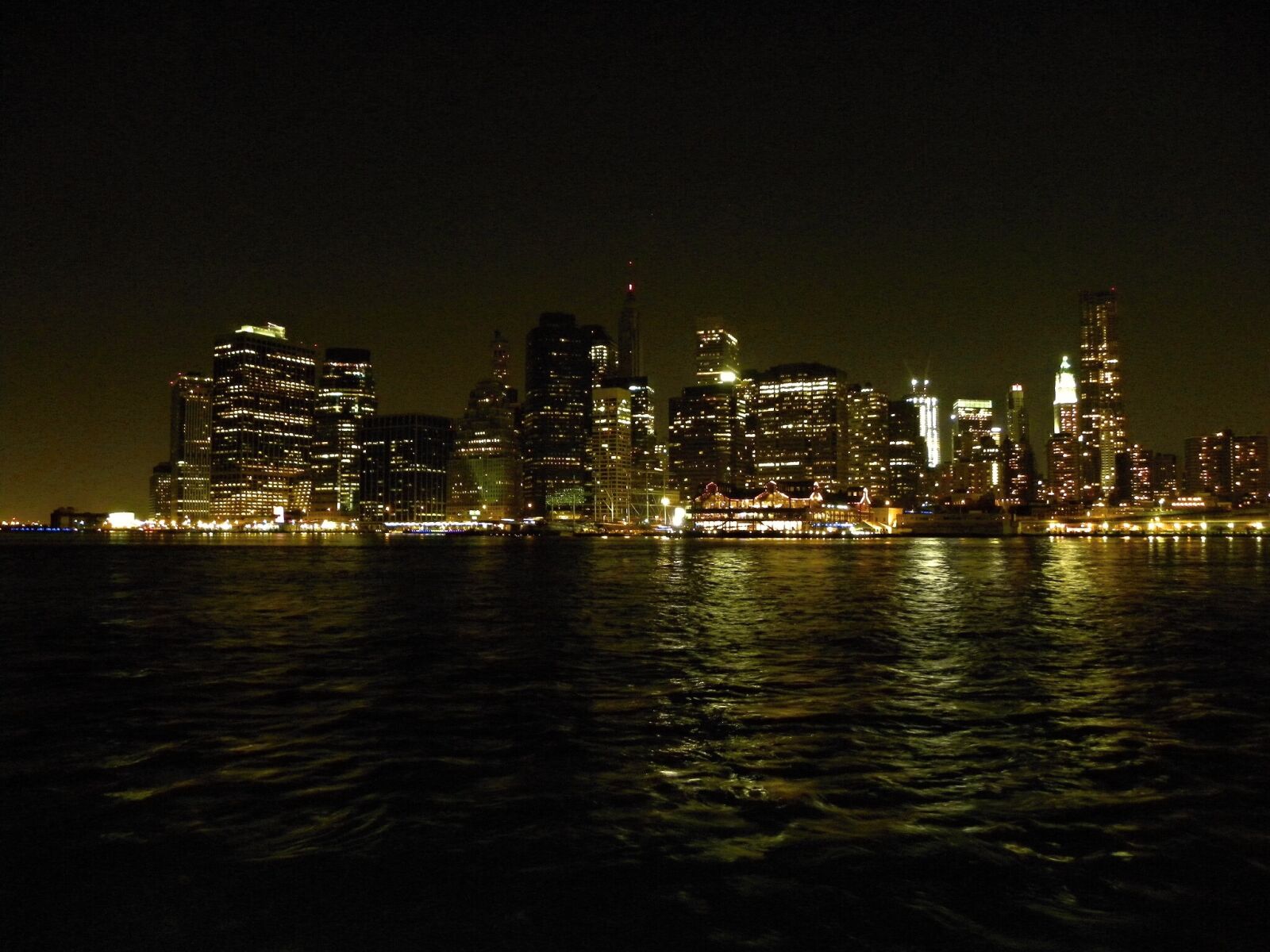 Nikon Coolpix P90 sample photo. New york, manhattan, night photography