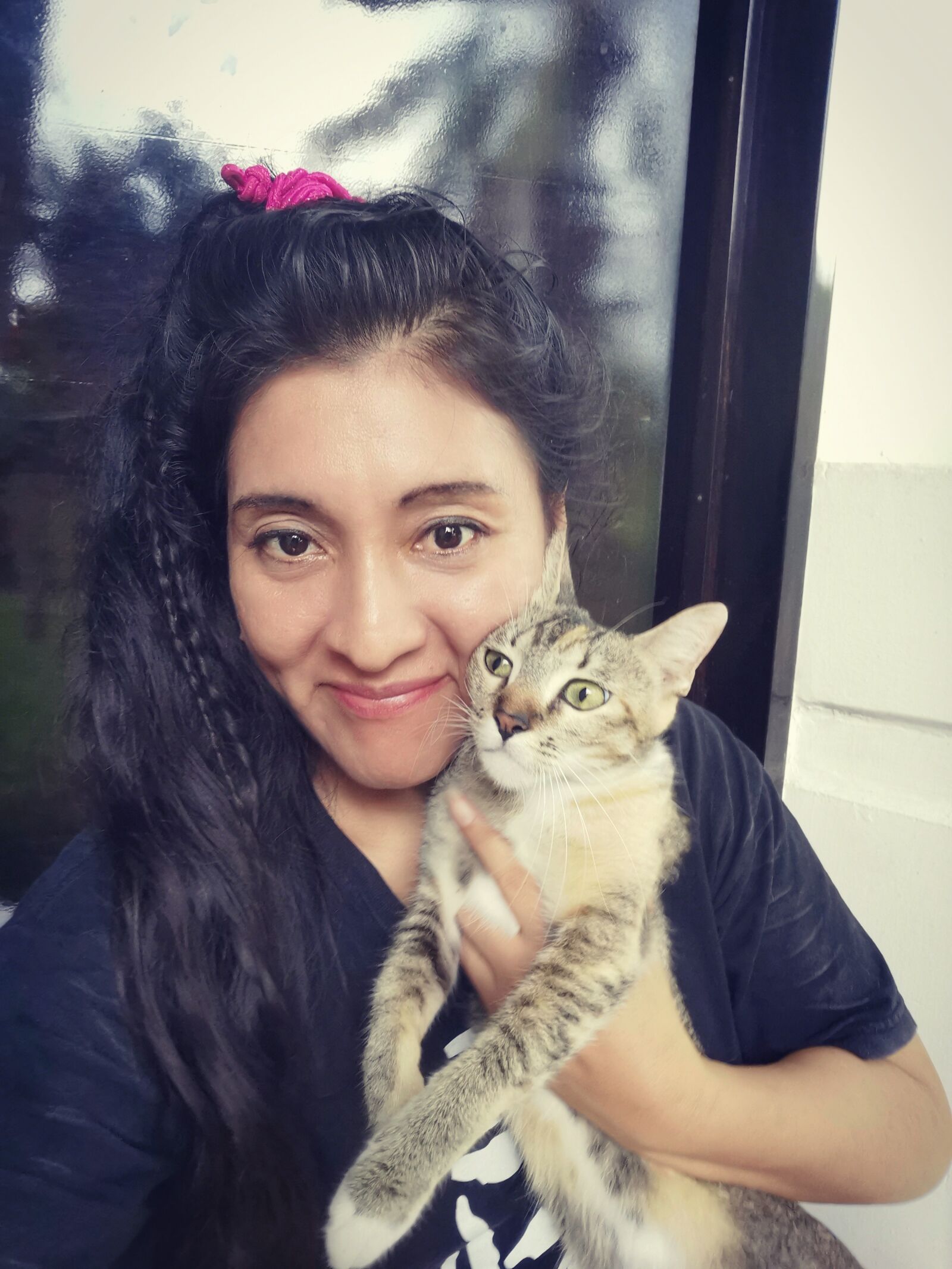HUAWEI P30 Pro sample photo. Selfi, portrait, cat photography