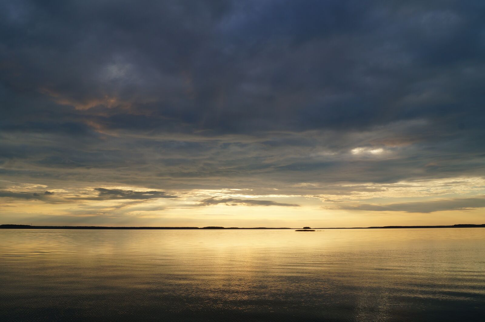 Sony SLT-A37 sample photo. Sunset, river, sky photography