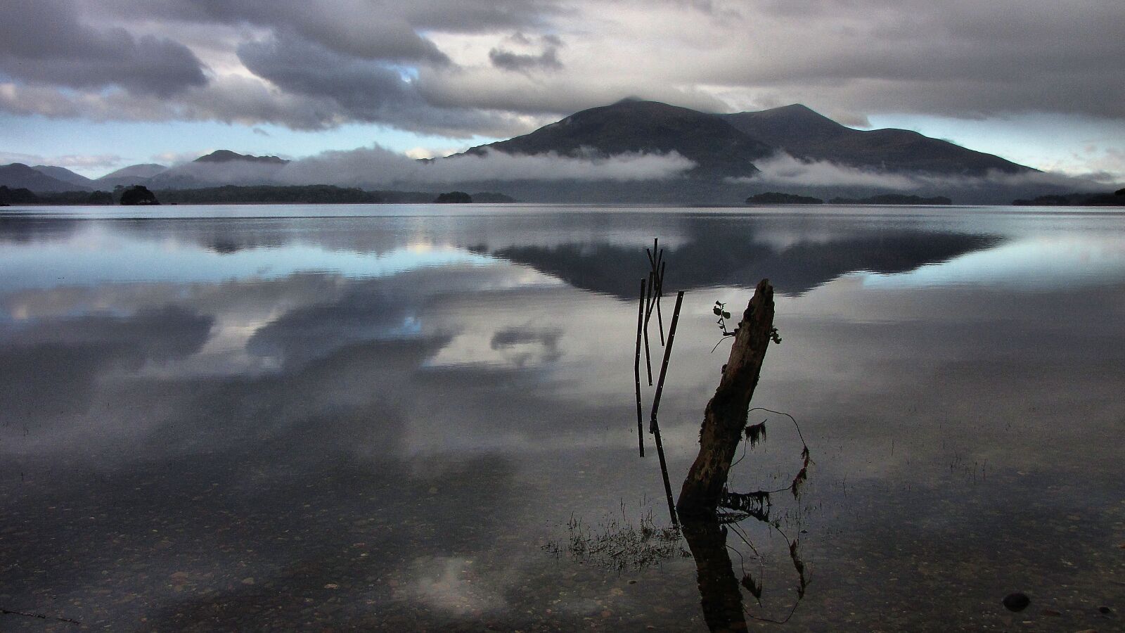 Canon PowerShot SX1 IS sample photo. Lake, reflection, morning photography