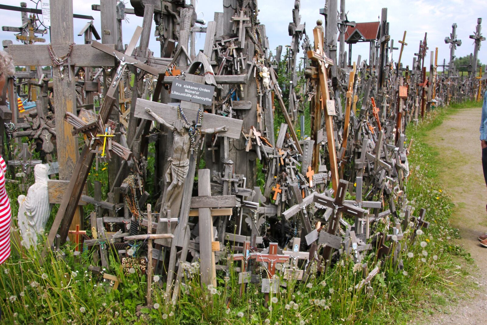 Canon EOS 60D sample photo. Lithuania, mountain of crosses photography