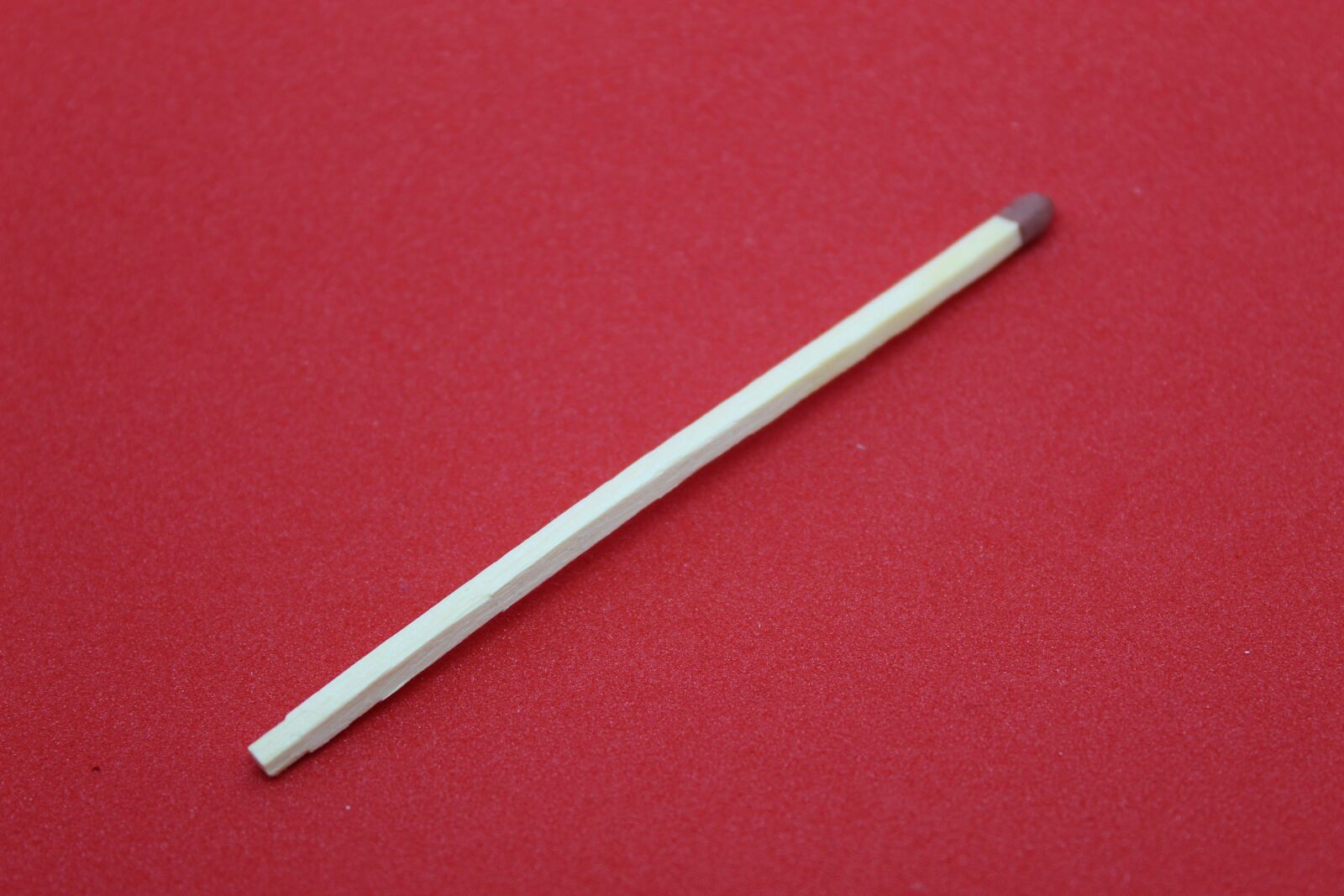 Canon EOS 4000D (EOS Rebel T100 / EOS 3000D) sample photo. Matchstick, fire, red photography