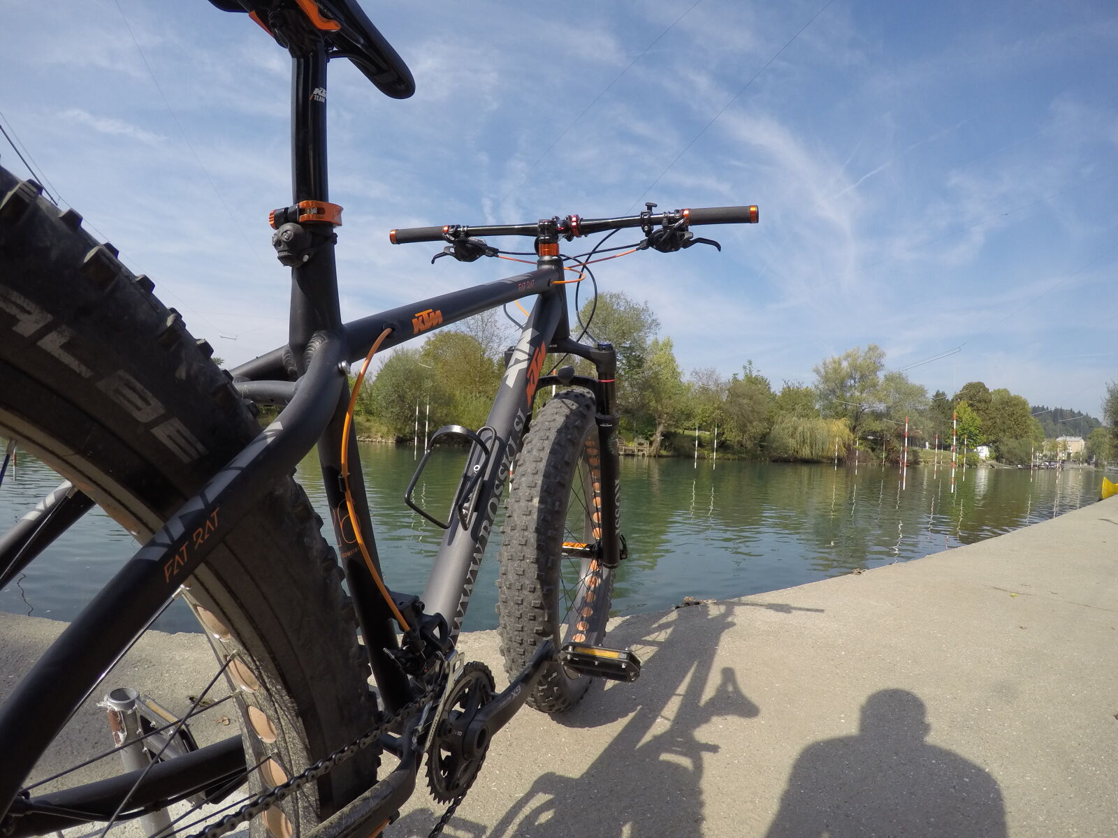 GoPro HERO4 Black sample photo. Bicycle, riverside photography
